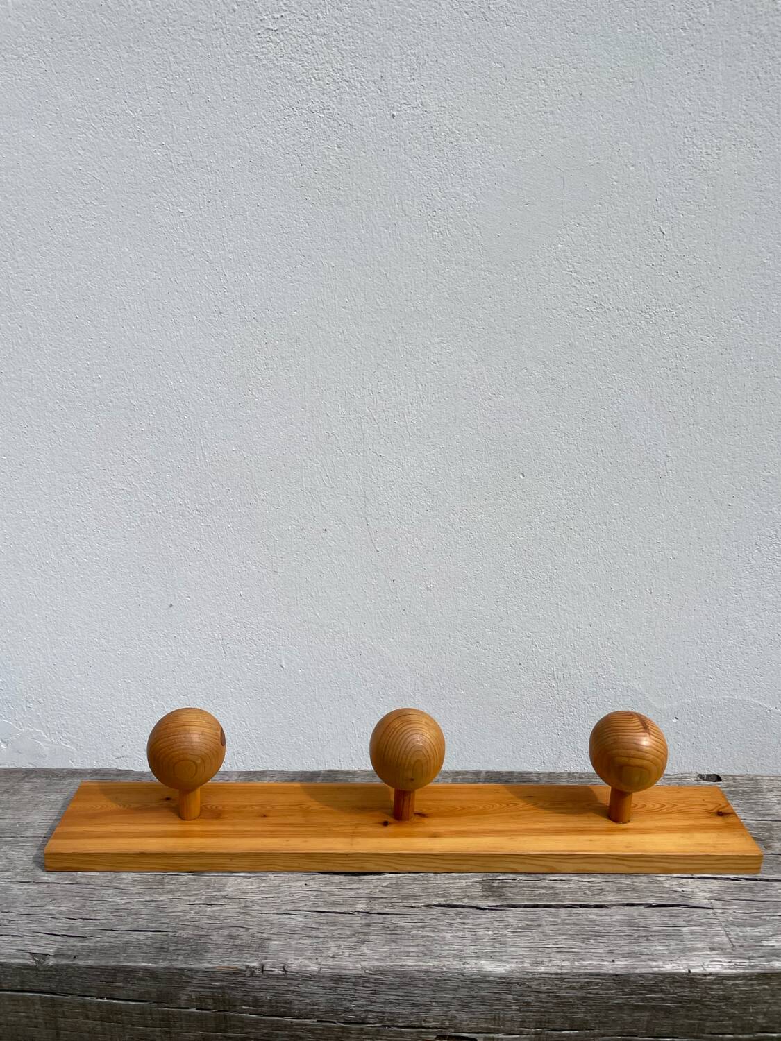 Maison Regain 1980 wooden wall coat rack