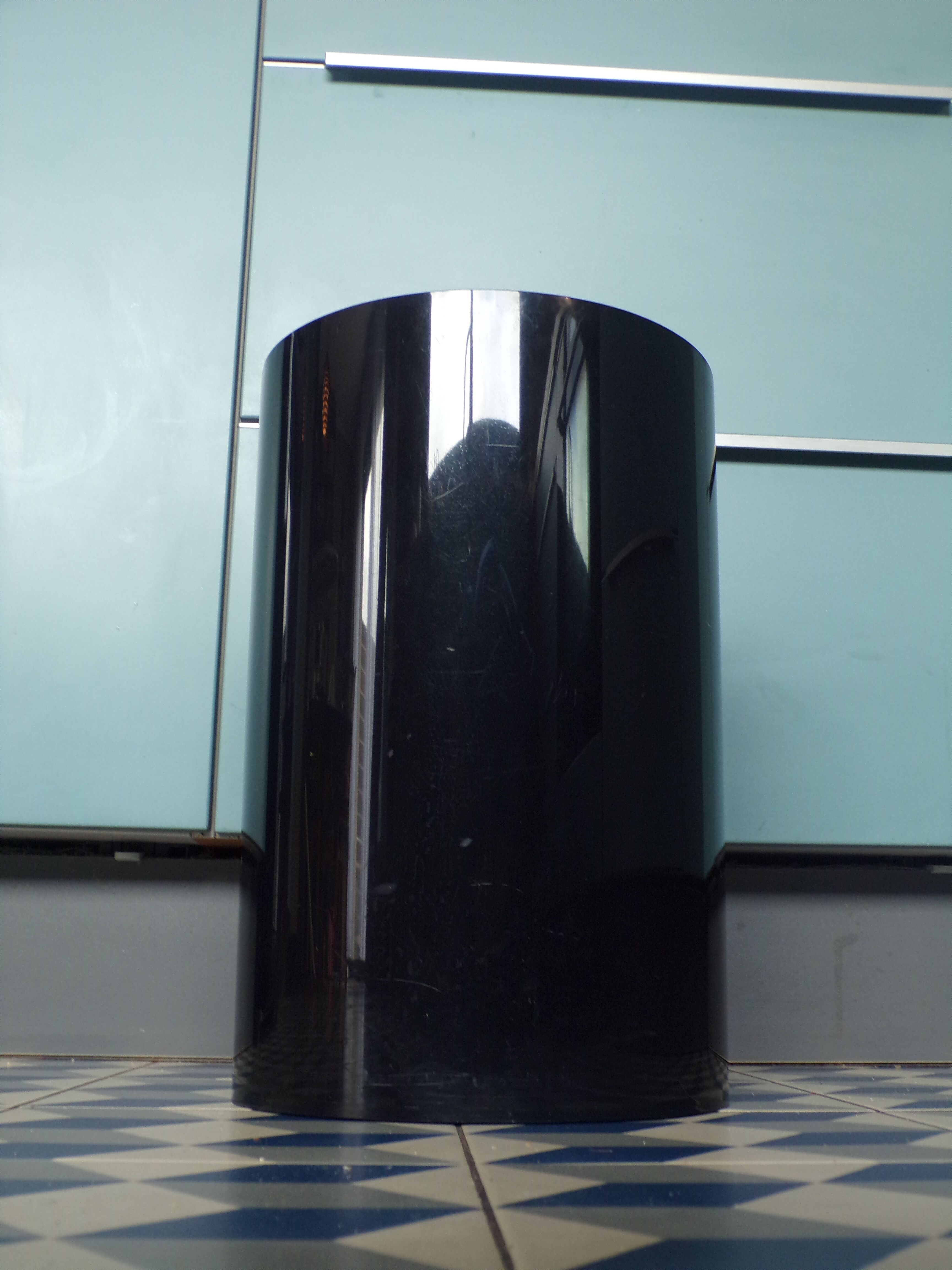 Kartell Basket 4670 by Gino Colombini