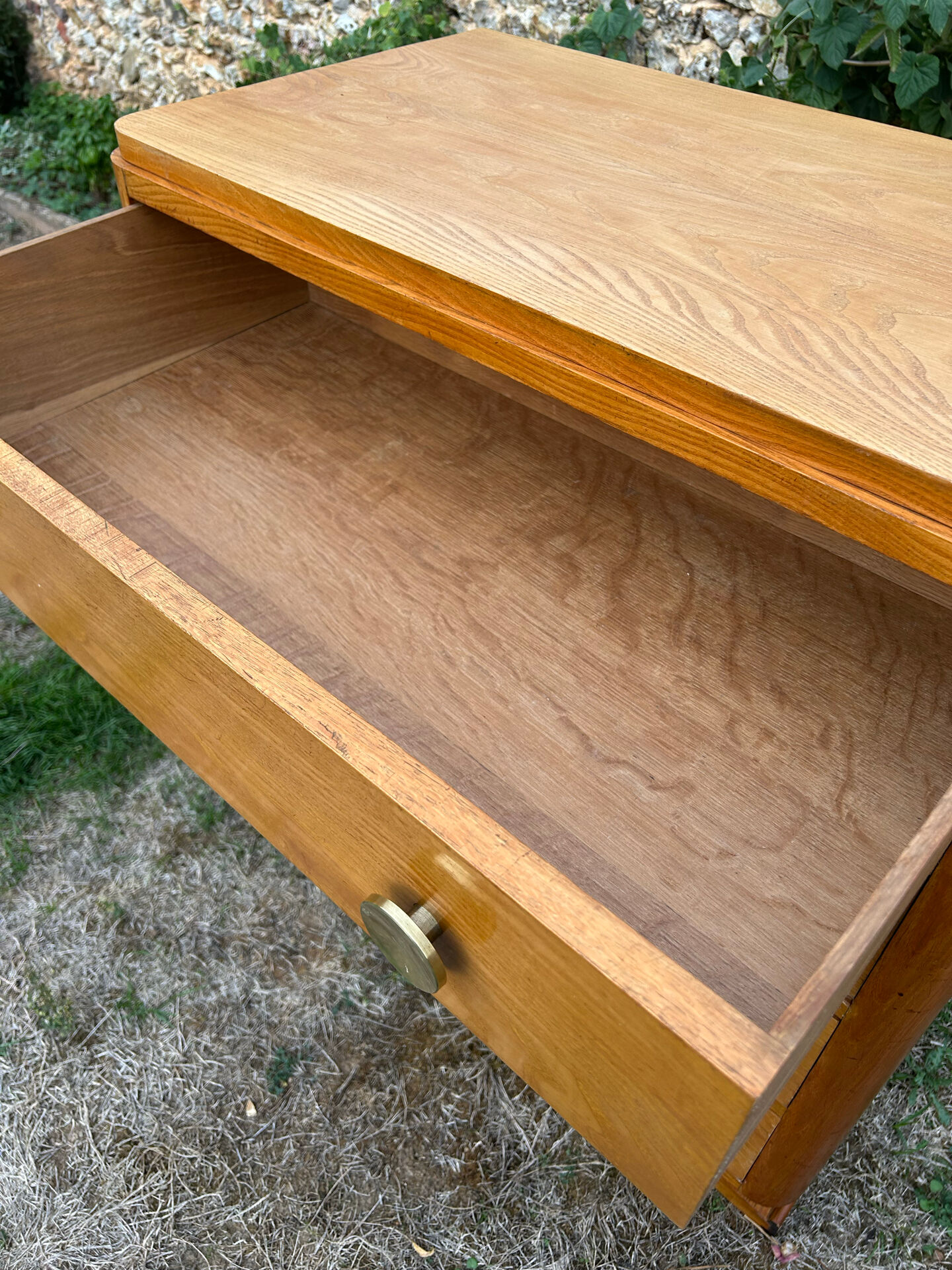 Art Deco chest of drawers with 4 drawers in light wood