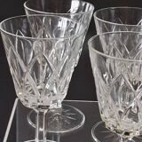 6 large wine glasses in semi-crystal from VMC in good condition.