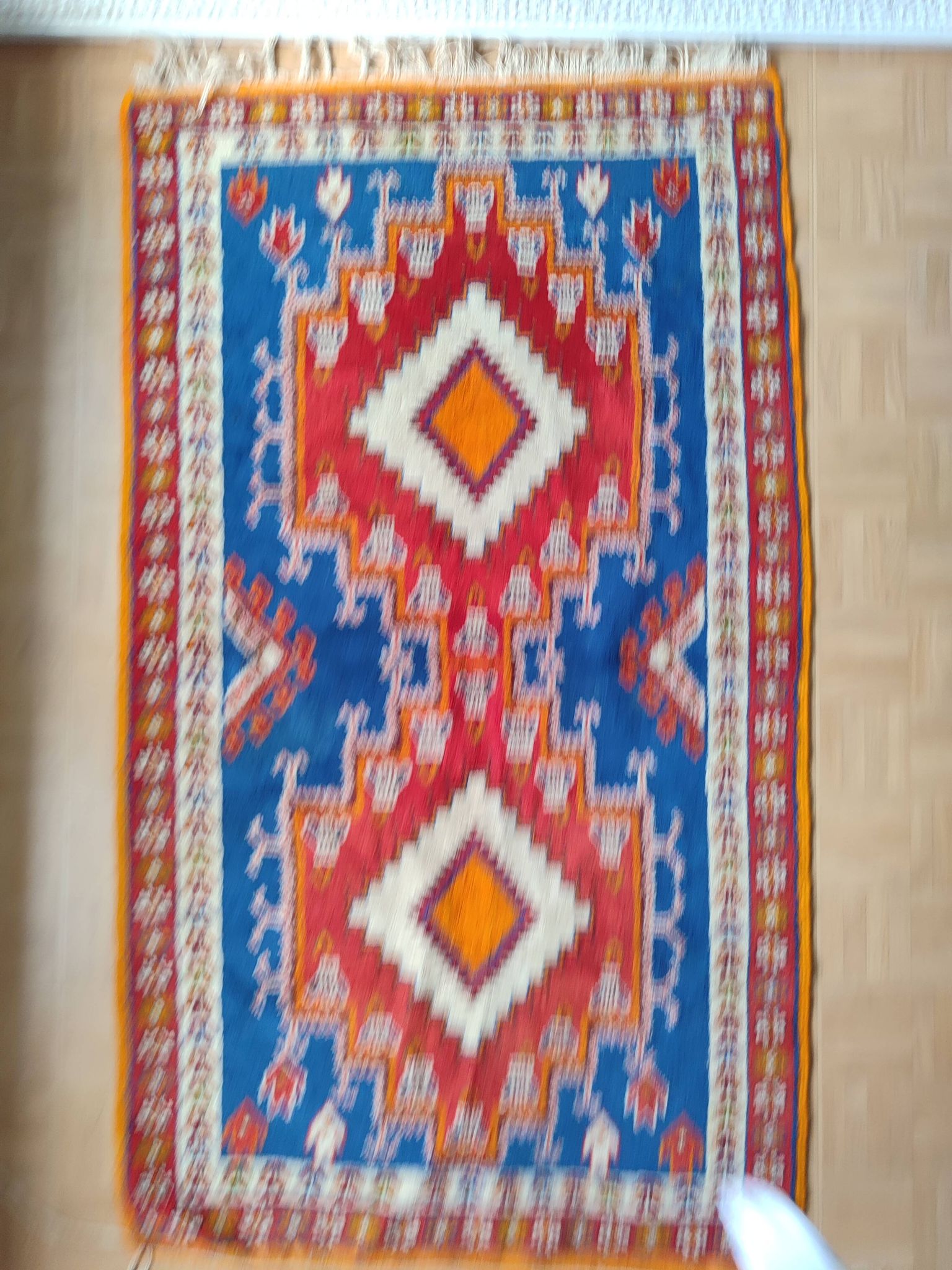 Authentic Moroccan Berber rug – 100% wool – handmade – 220 × 120 cm
