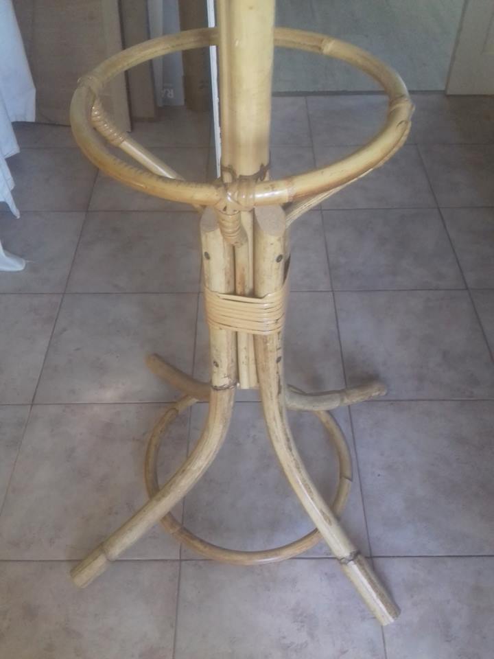 Porte manteau rotin années 60