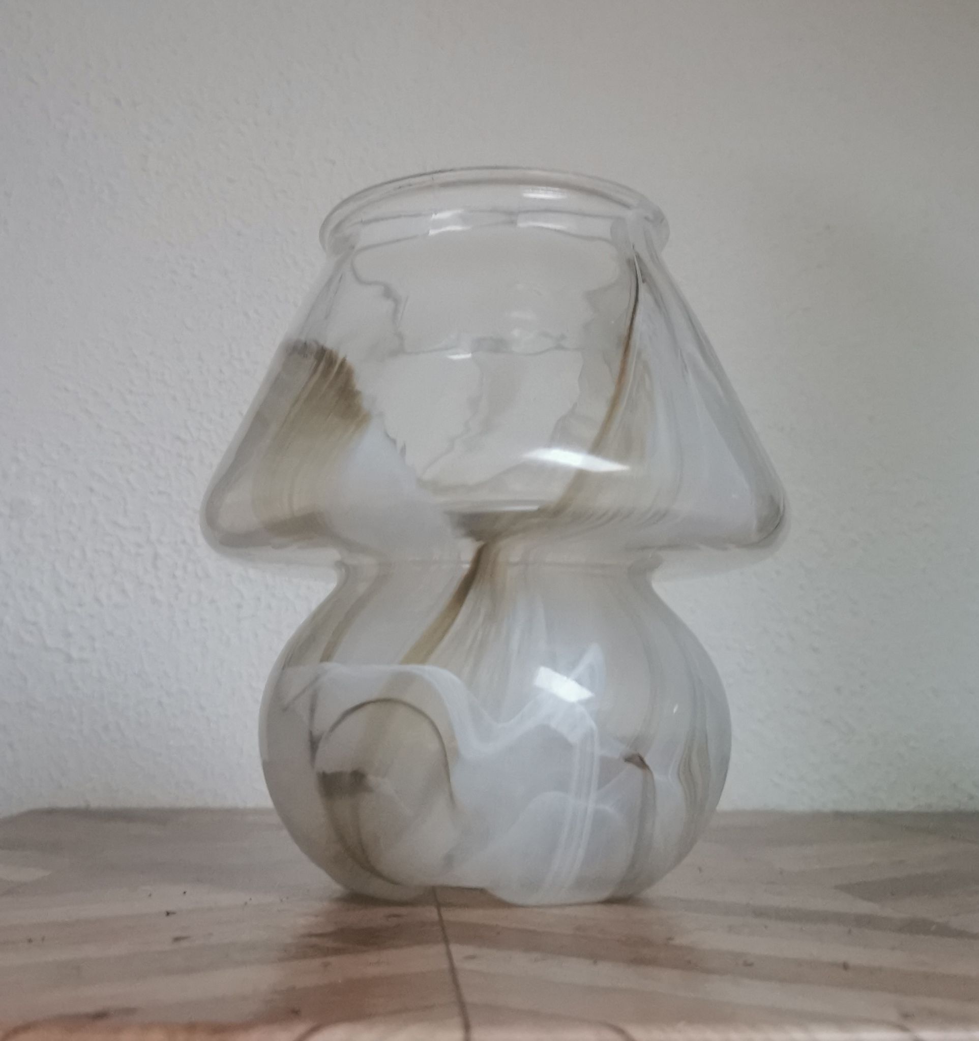 Vase champignon verre marbré