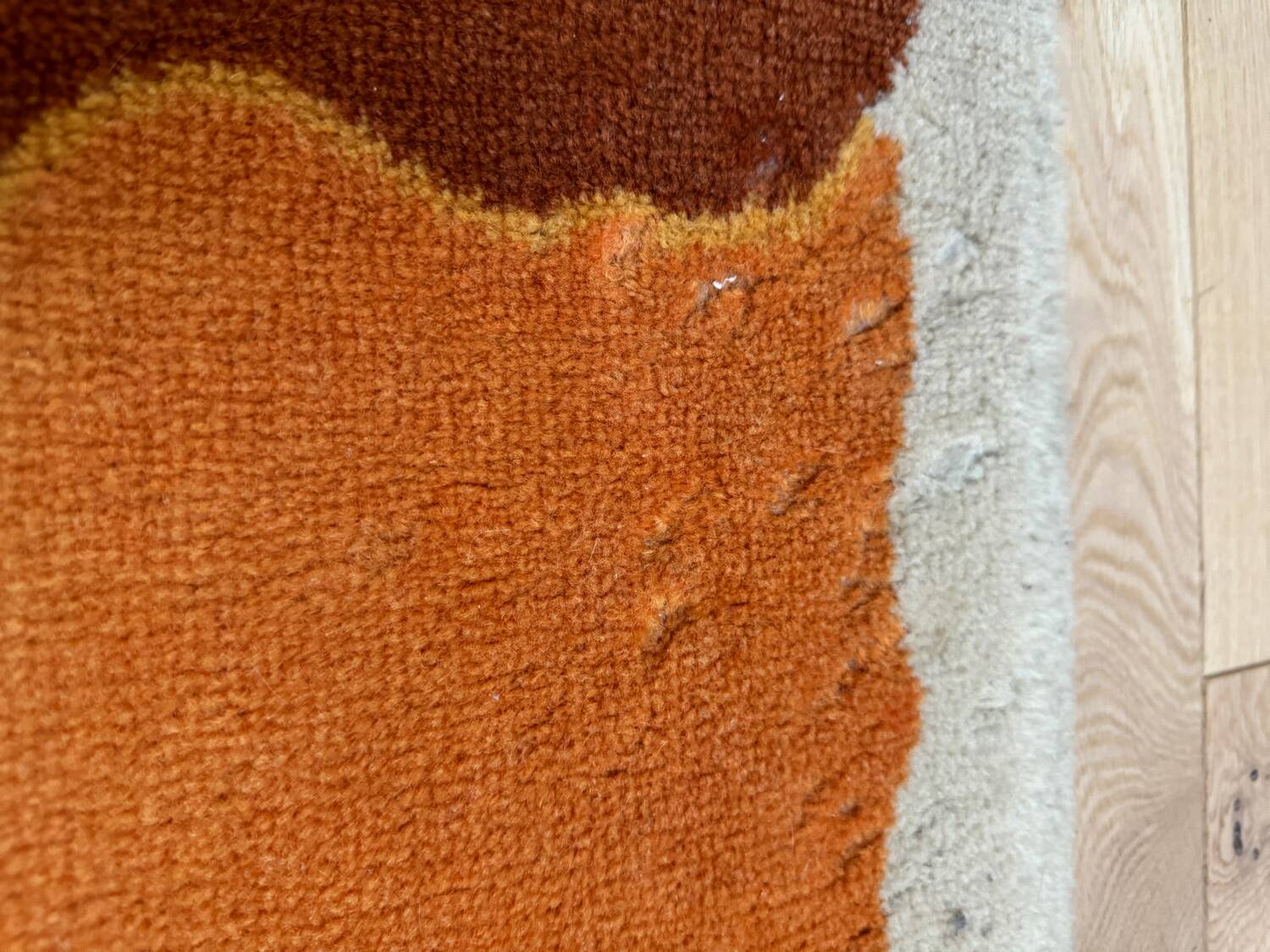 Vintage graphic rug / Amazon