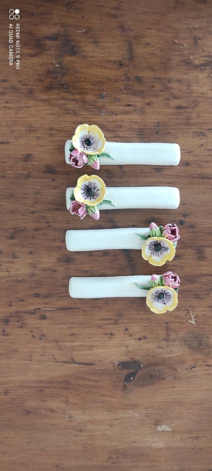 Flower Knife Holders