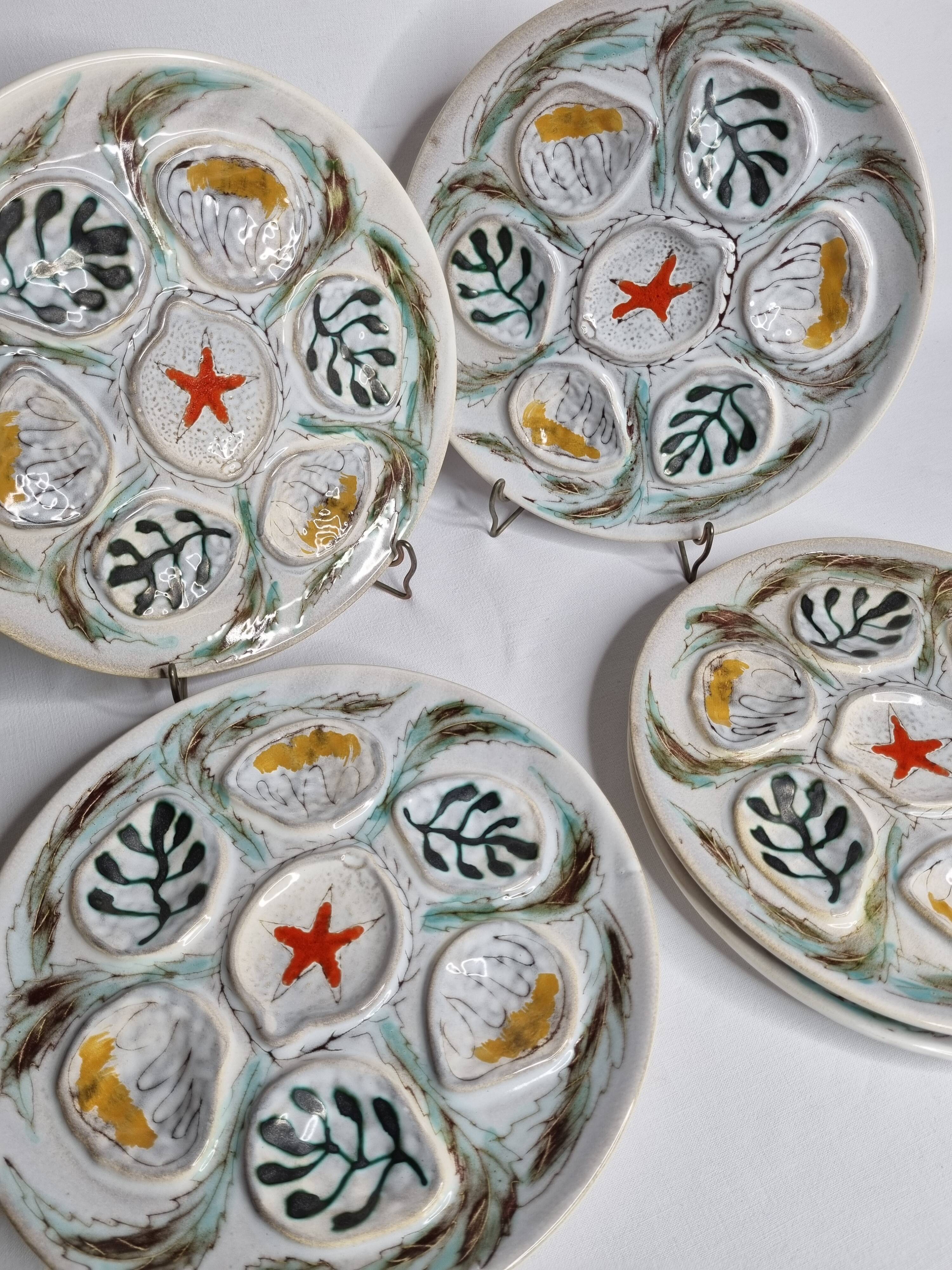 Set of 6 Pornic oyster plates, "PENEREF" model, hand painted, 25 cm