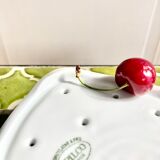 Heart-shaped fruit drainer dish