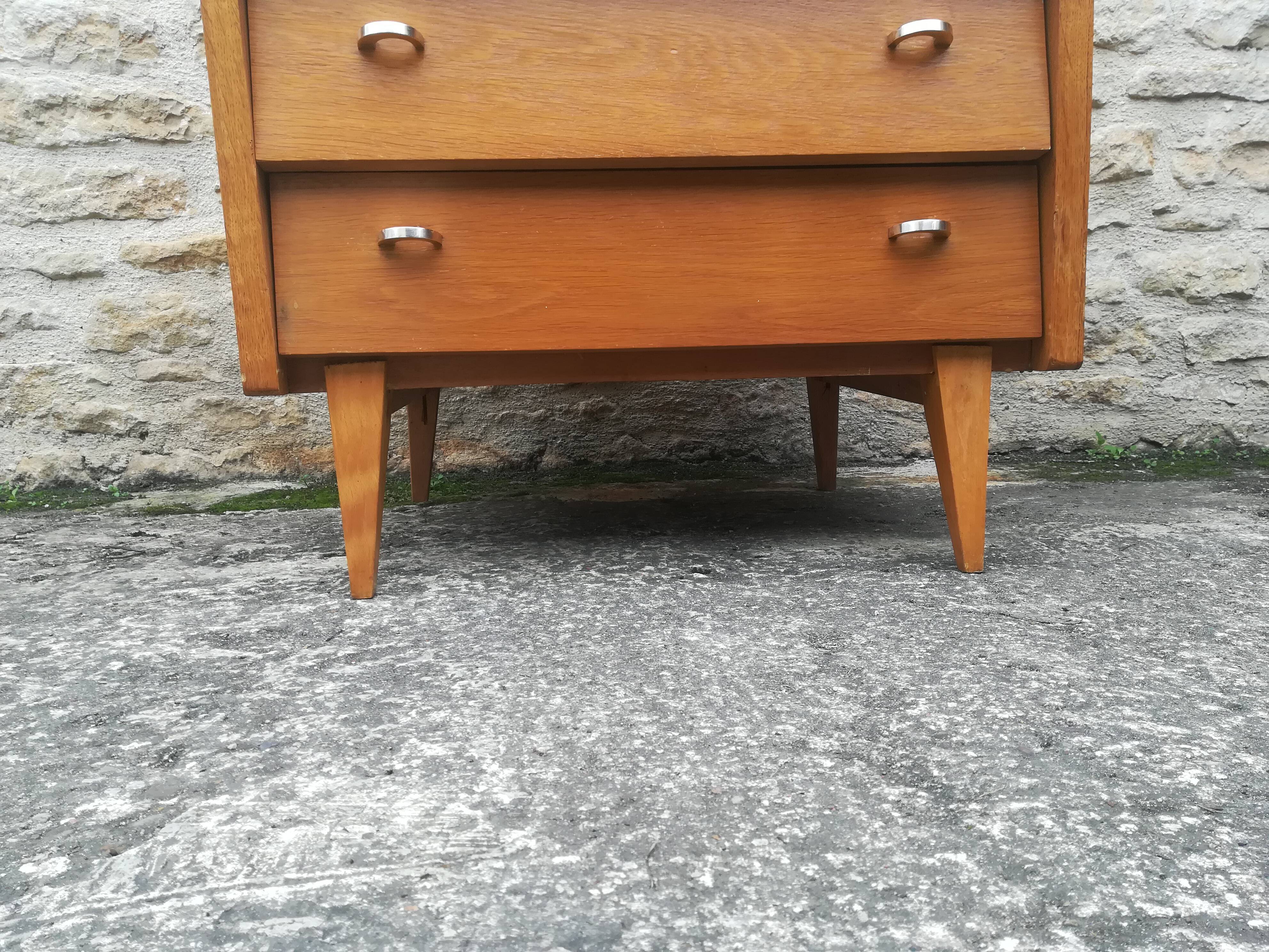 Vintage oak chest of drawers