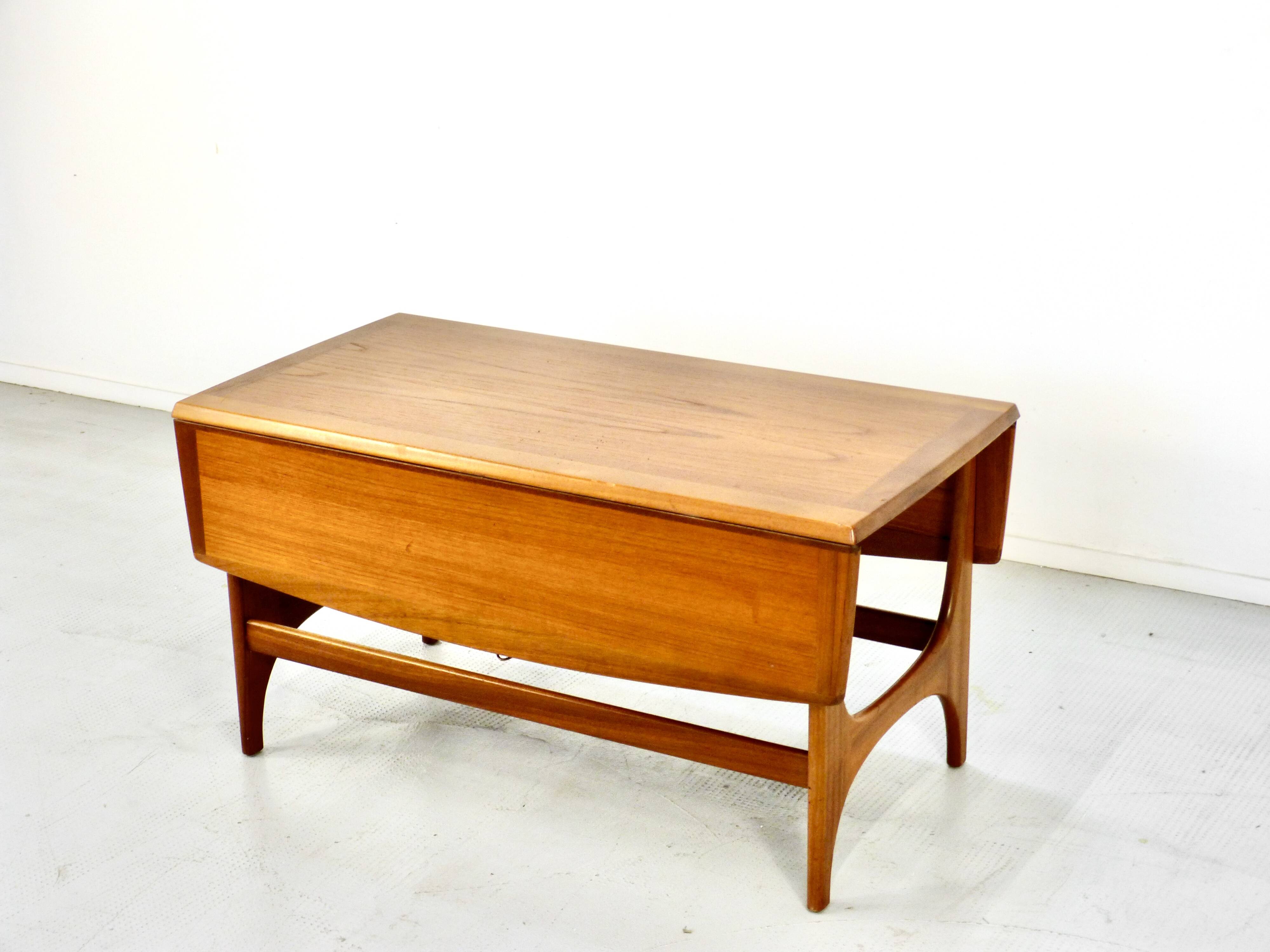 Mid-Century Modern Danish Style Drop Leaf Teak Coffee Table, 1960s