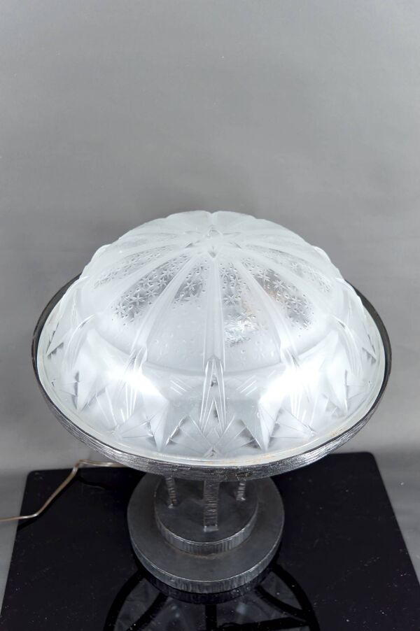 Importante Lampe en Fer forgé et Dôme en Verre Etoilé, Art Déco, c. 1930
