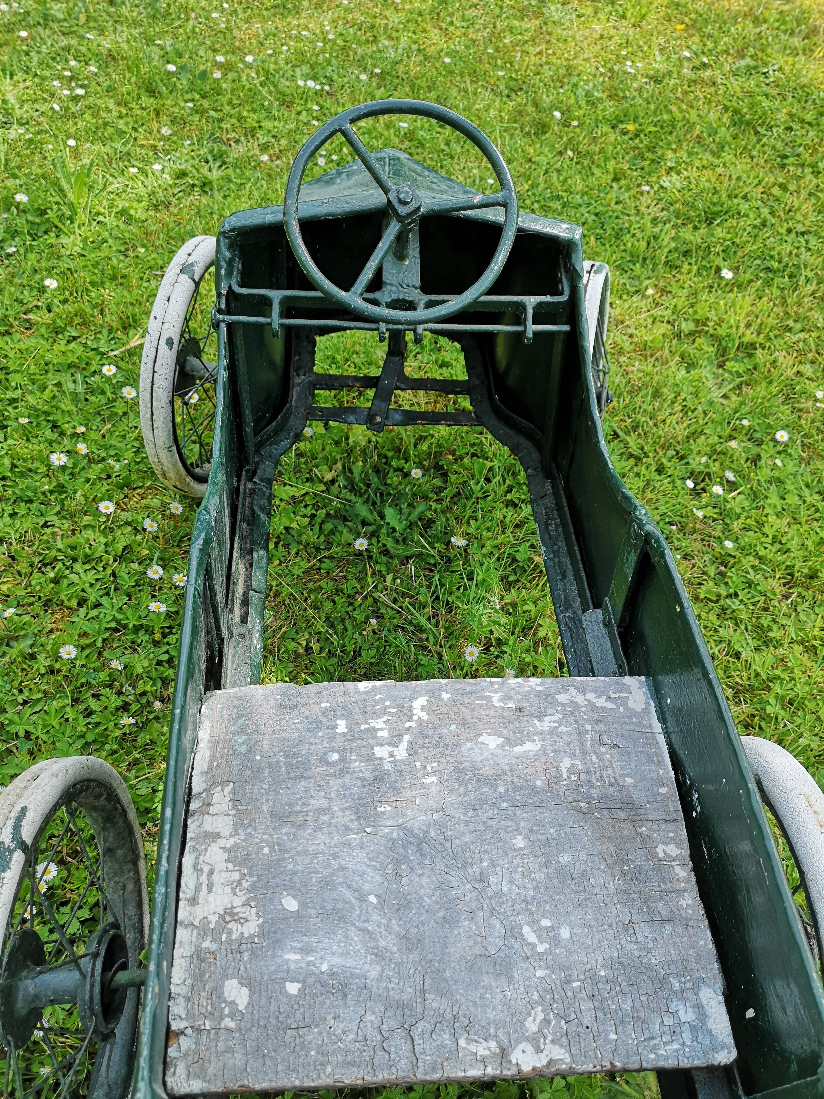 Old child car 1930 taco sheet metal