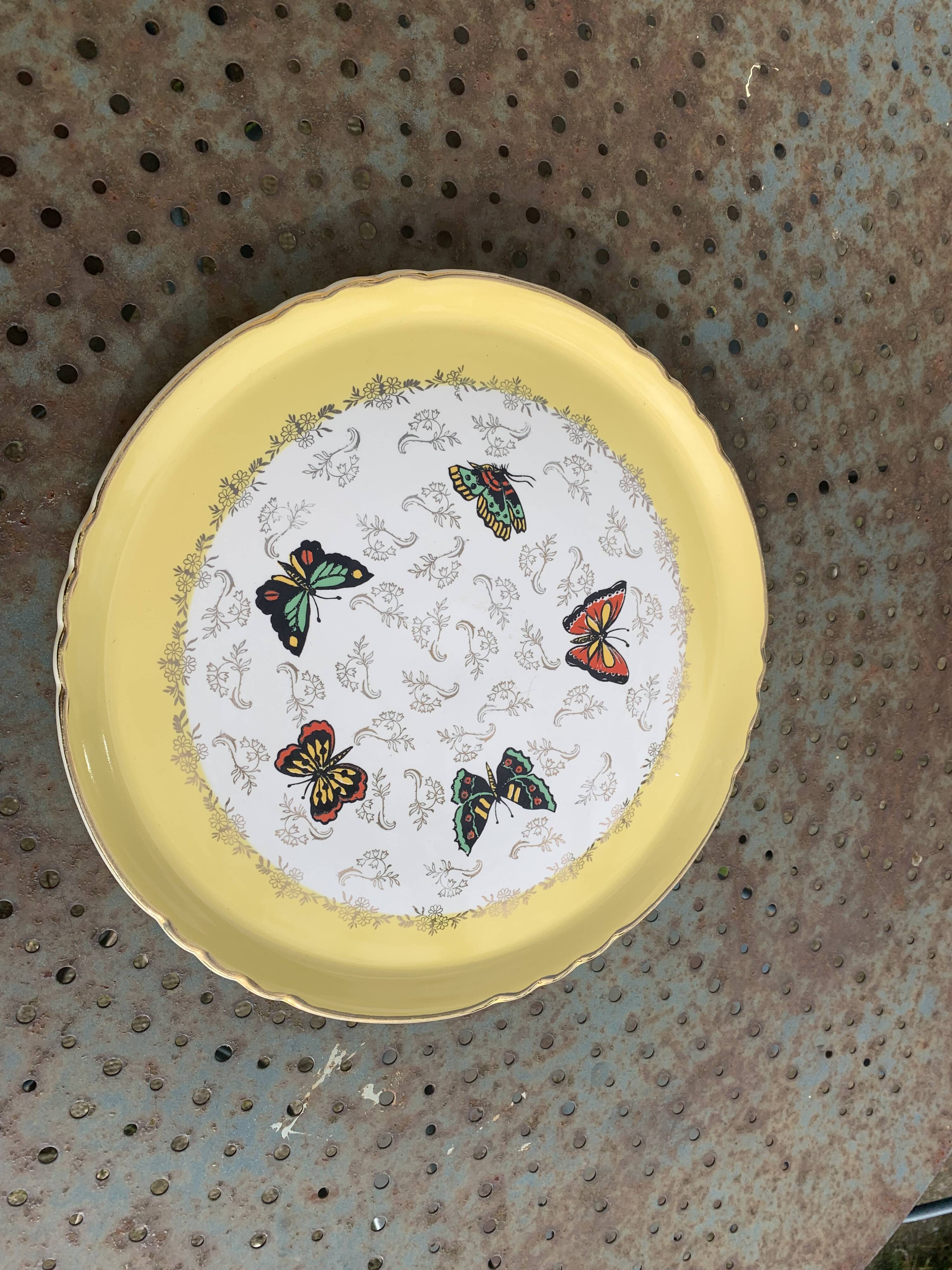 Cake dish, earthenware, yellow with multi-colored butterflies, Moulin des loups, Northern Orchies
