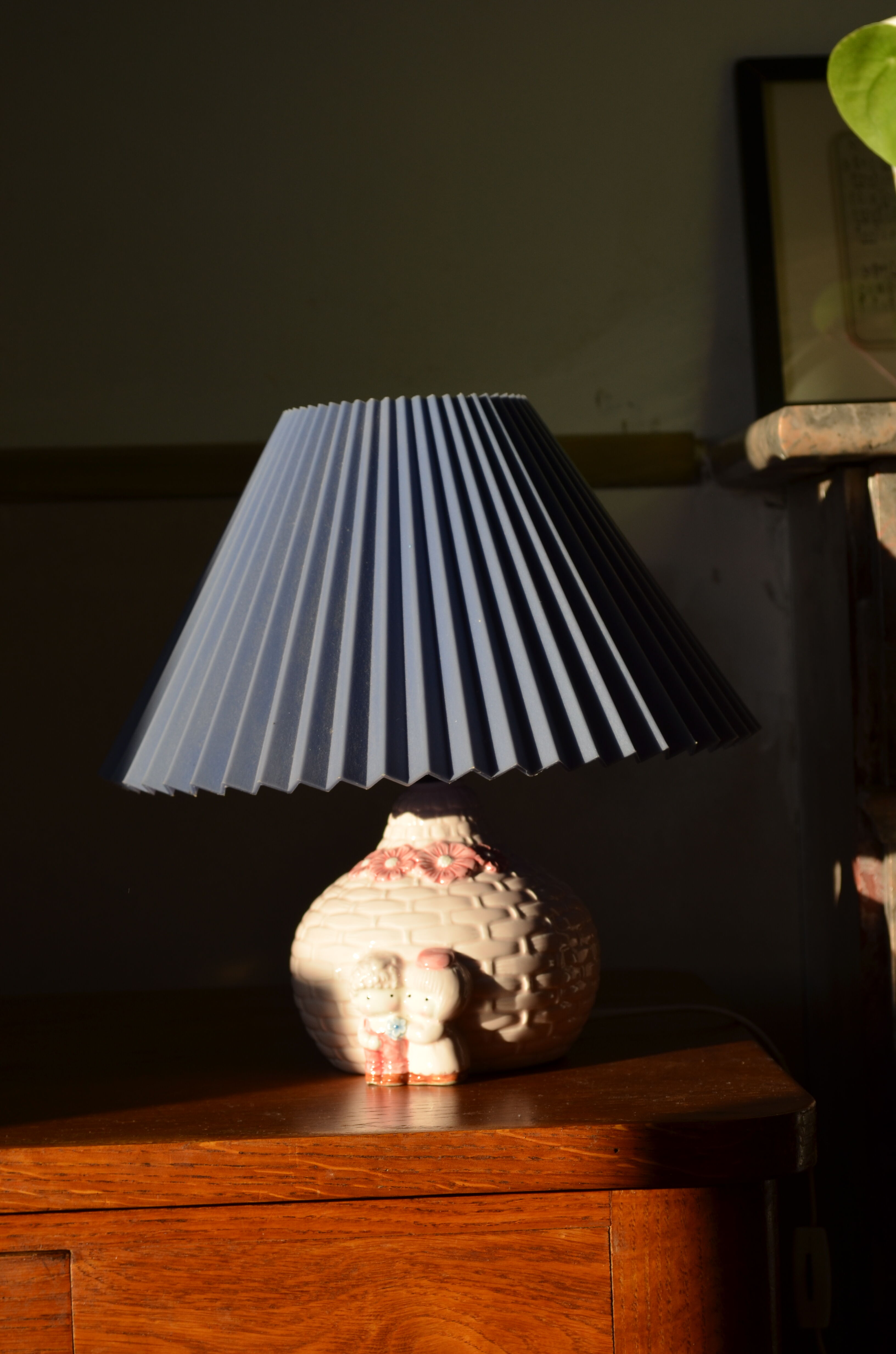 Bedside lamp so eighties