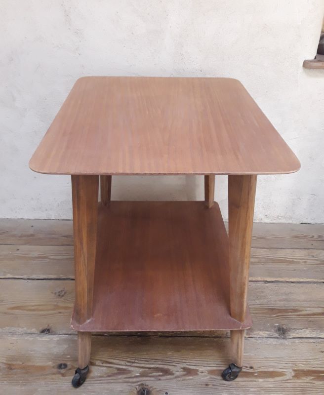 Table served legs compass with wheels 1950s