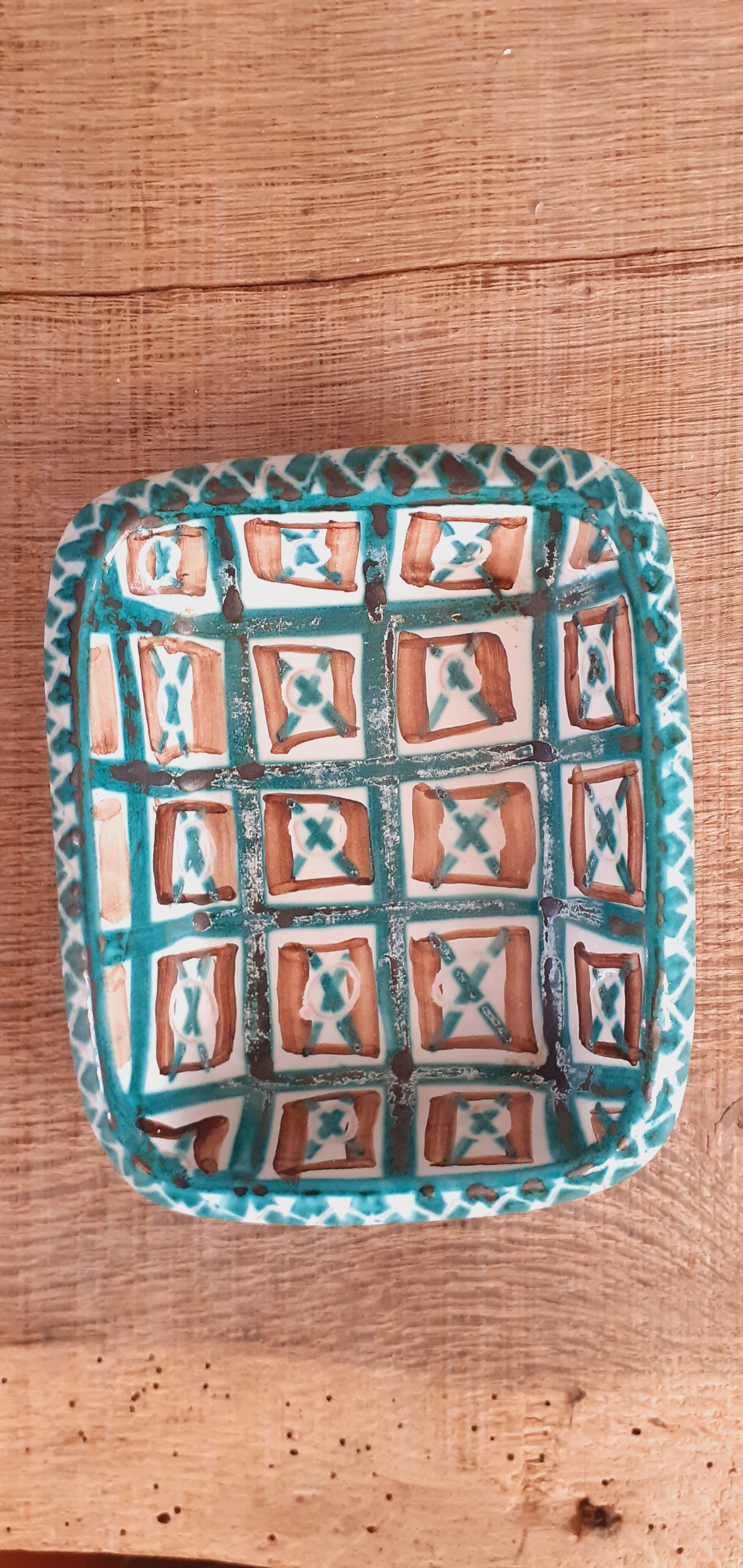 Empty vintage ceramic pocket year 50 signed Robert Picault