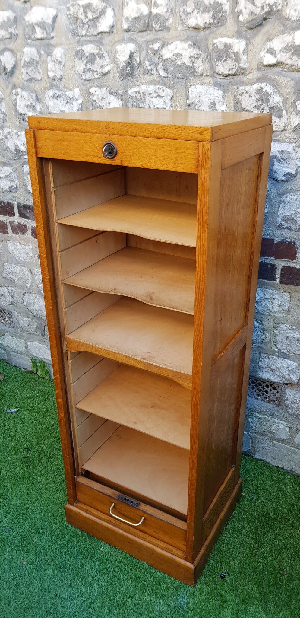 Workbook to curtain said notary