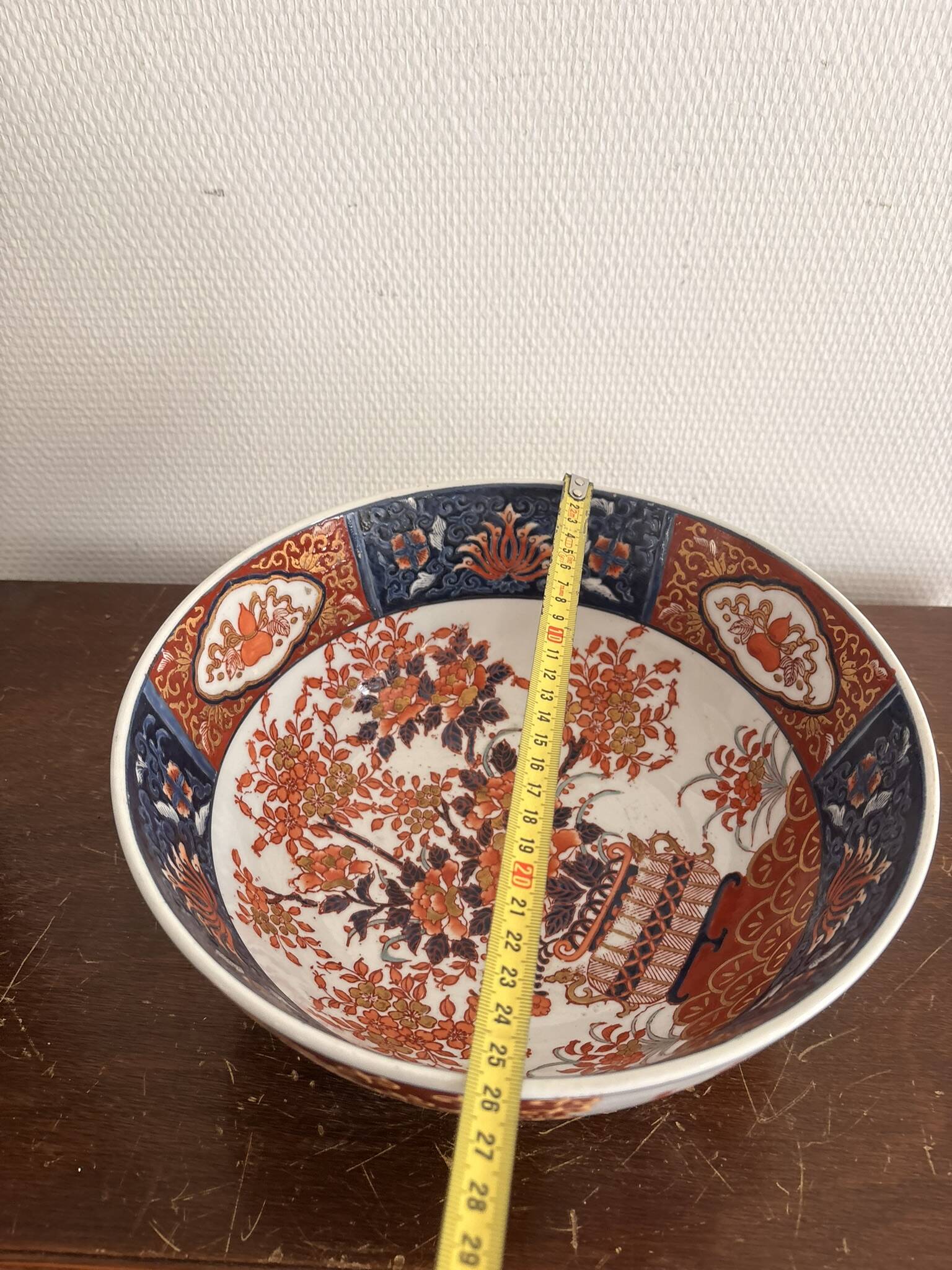 Antique Imari Bowl Plate Japan Meiji Xianfeng Flowers