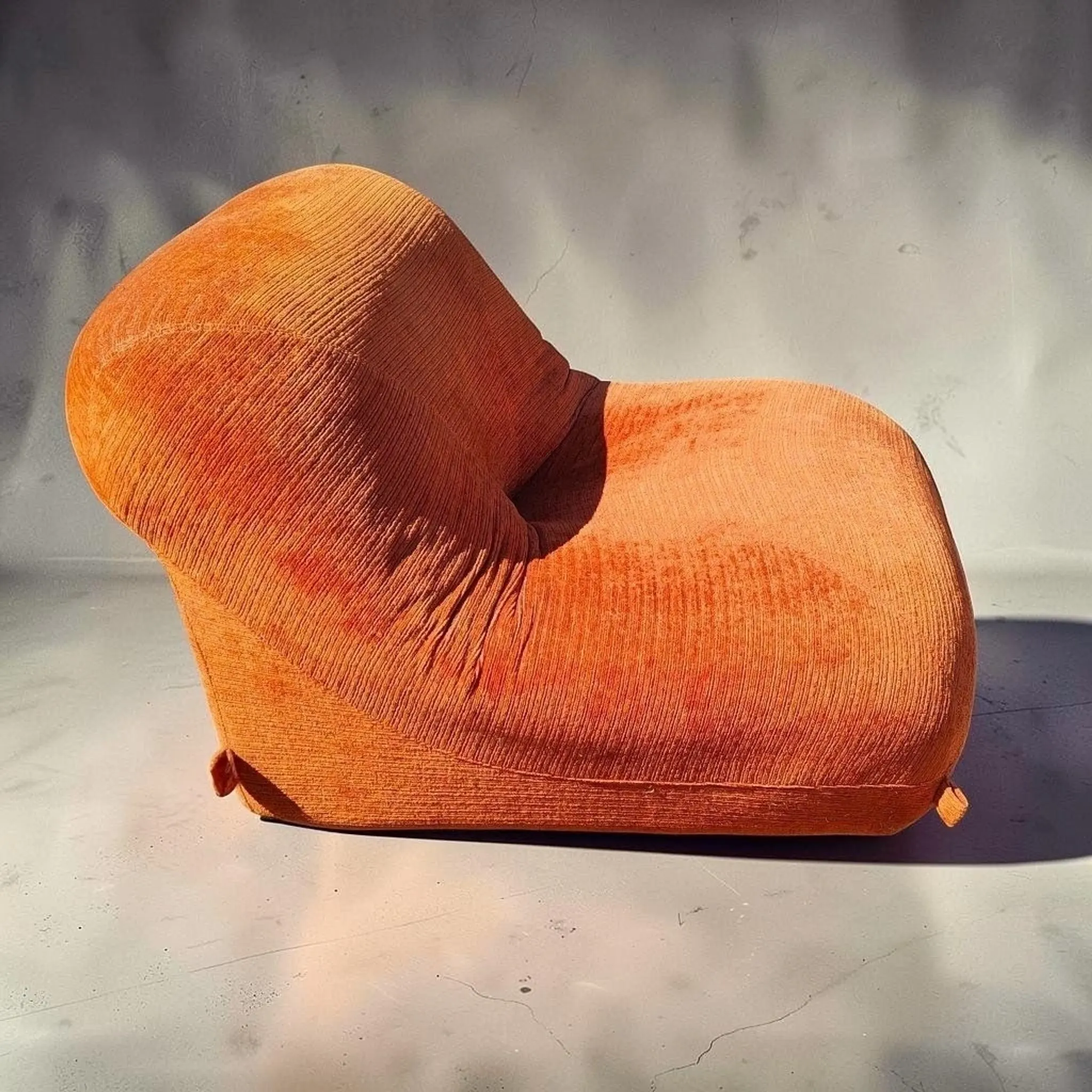 Pair of patate armchairs by airborne, 1970s - rust orange corduroy