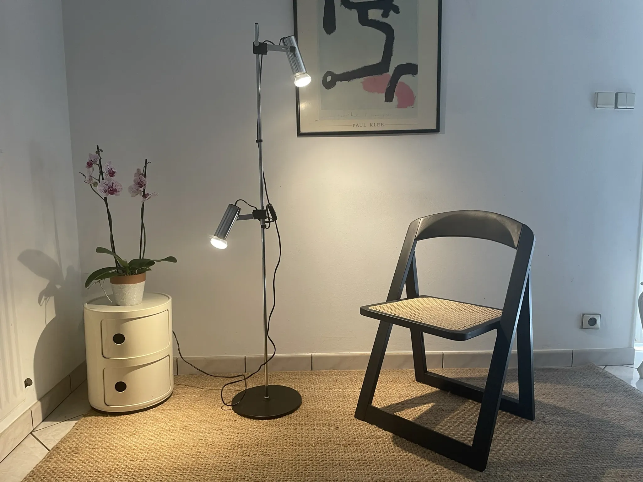 Reading floor lamp with spots, design by Svend Maelström for MS Belysning, 1970s.