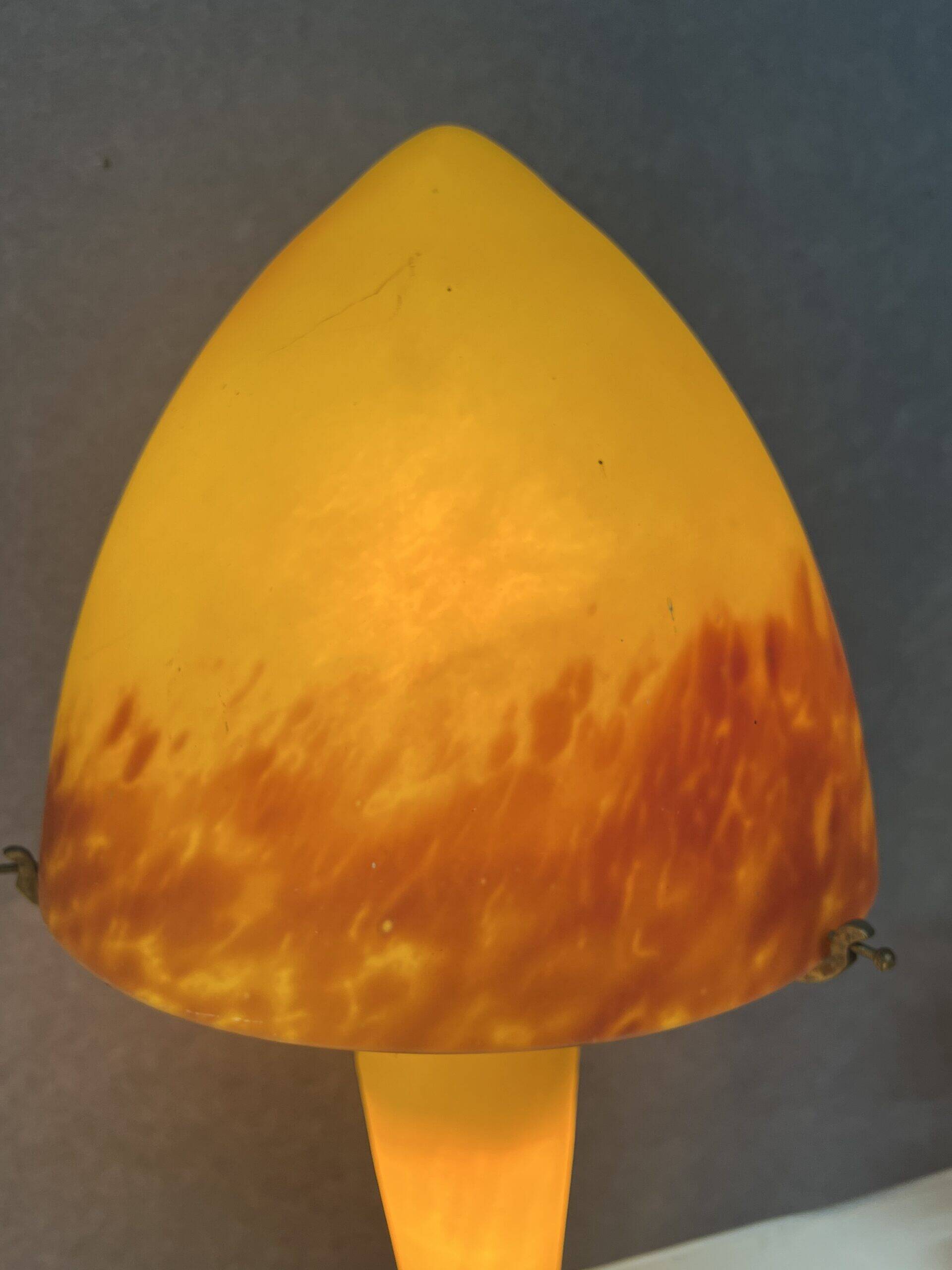 Contemporary mushroom lamp in amber-tinted yellow glass paste, height 58 cm