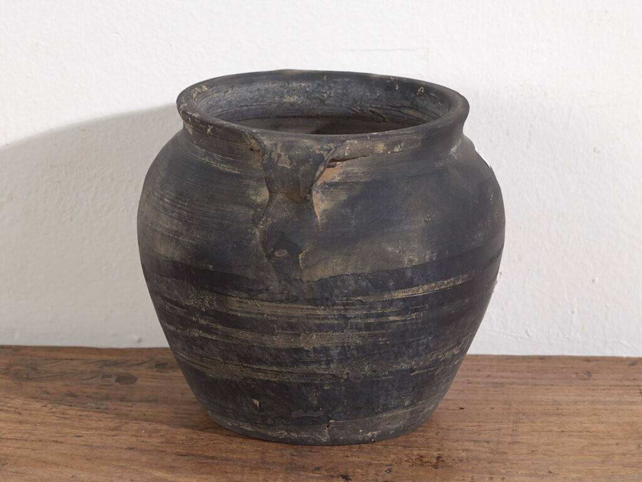 Vase ancien aux tons sombres (c.1900) #6