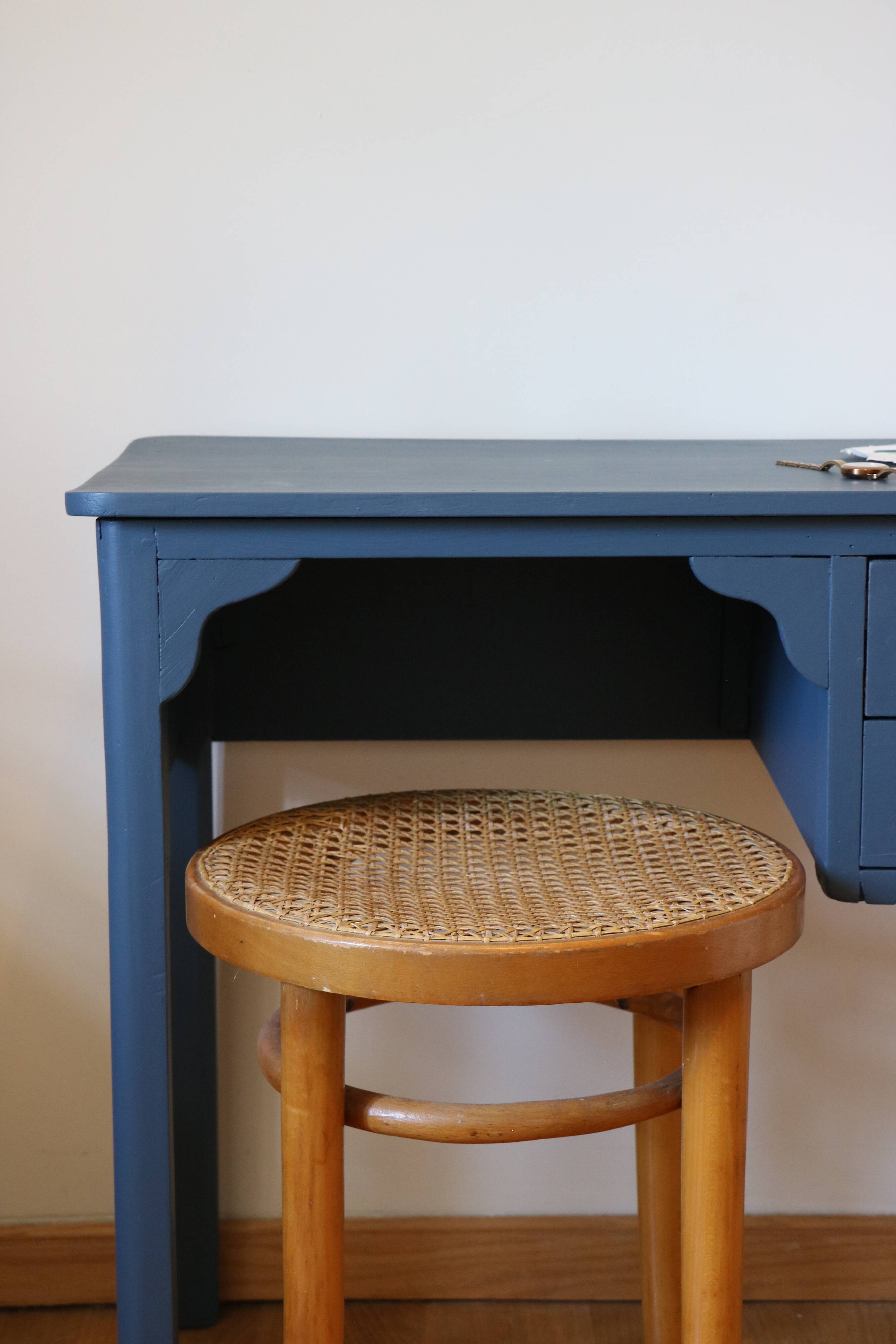 Small desk or vintage dressing table, blue