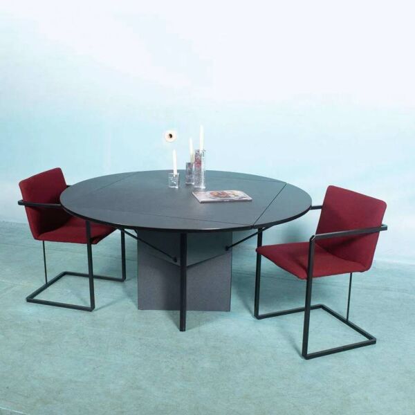 Table à manger postmoderne minimaliste Hennie de Jong