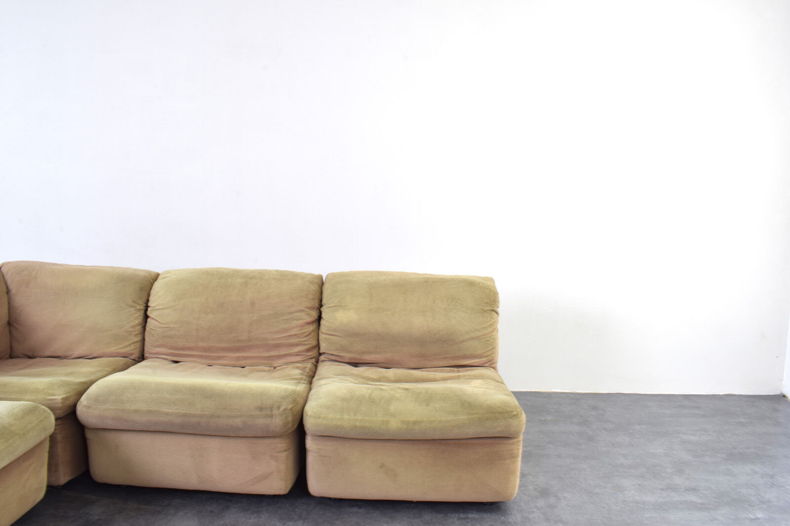 Mid-Century Modular Corner Sofa by Rolf Benz, 1970s.