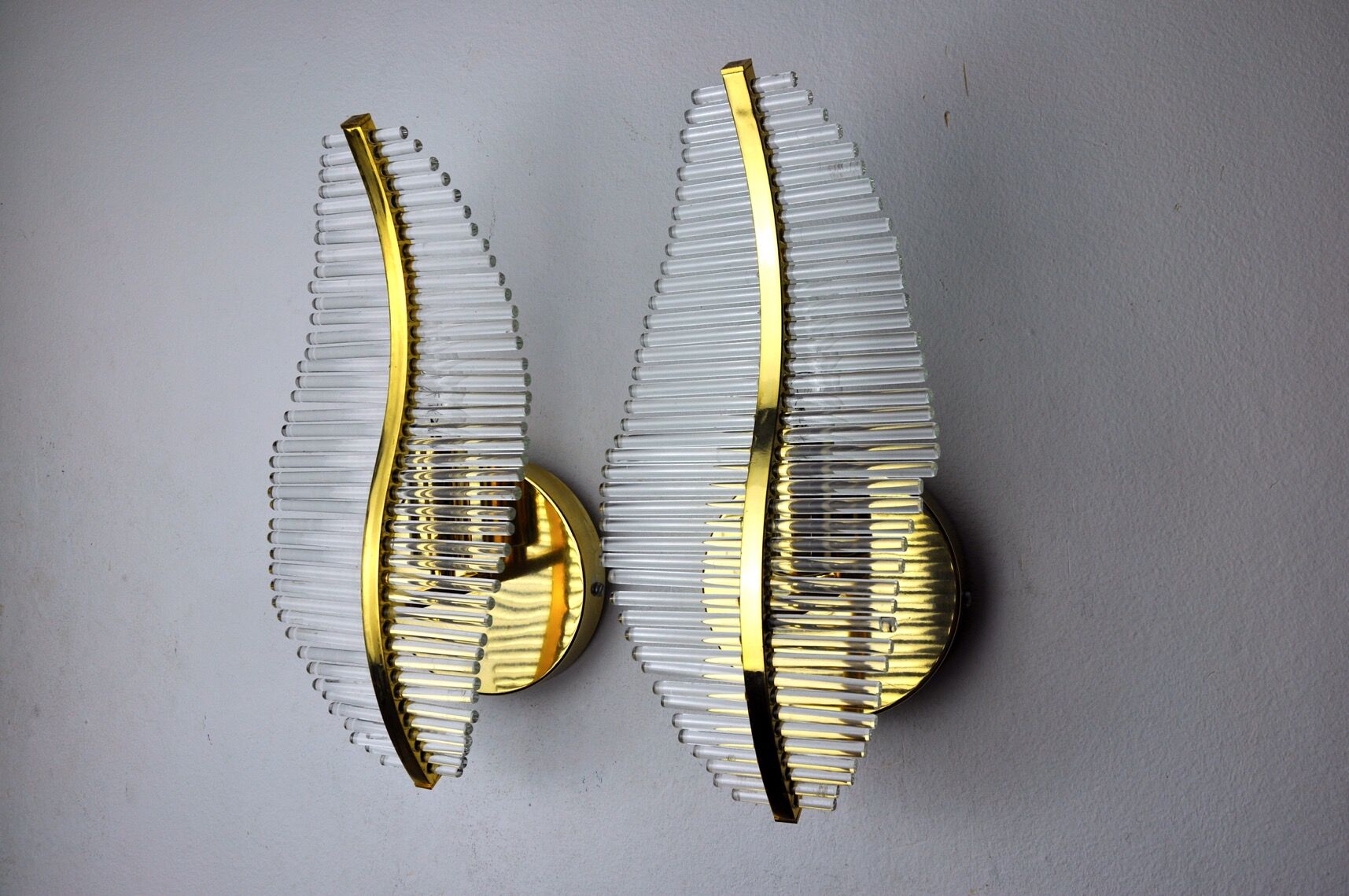 Pair of floral wall lamps Venini dorée, Murano, tubular glasses, Italy, 1970