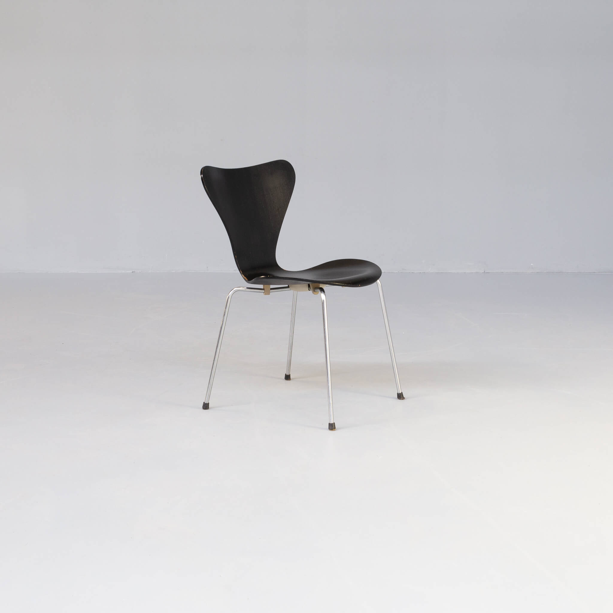Arne Jacobsen butterfly chairs for Fritz Hanzen