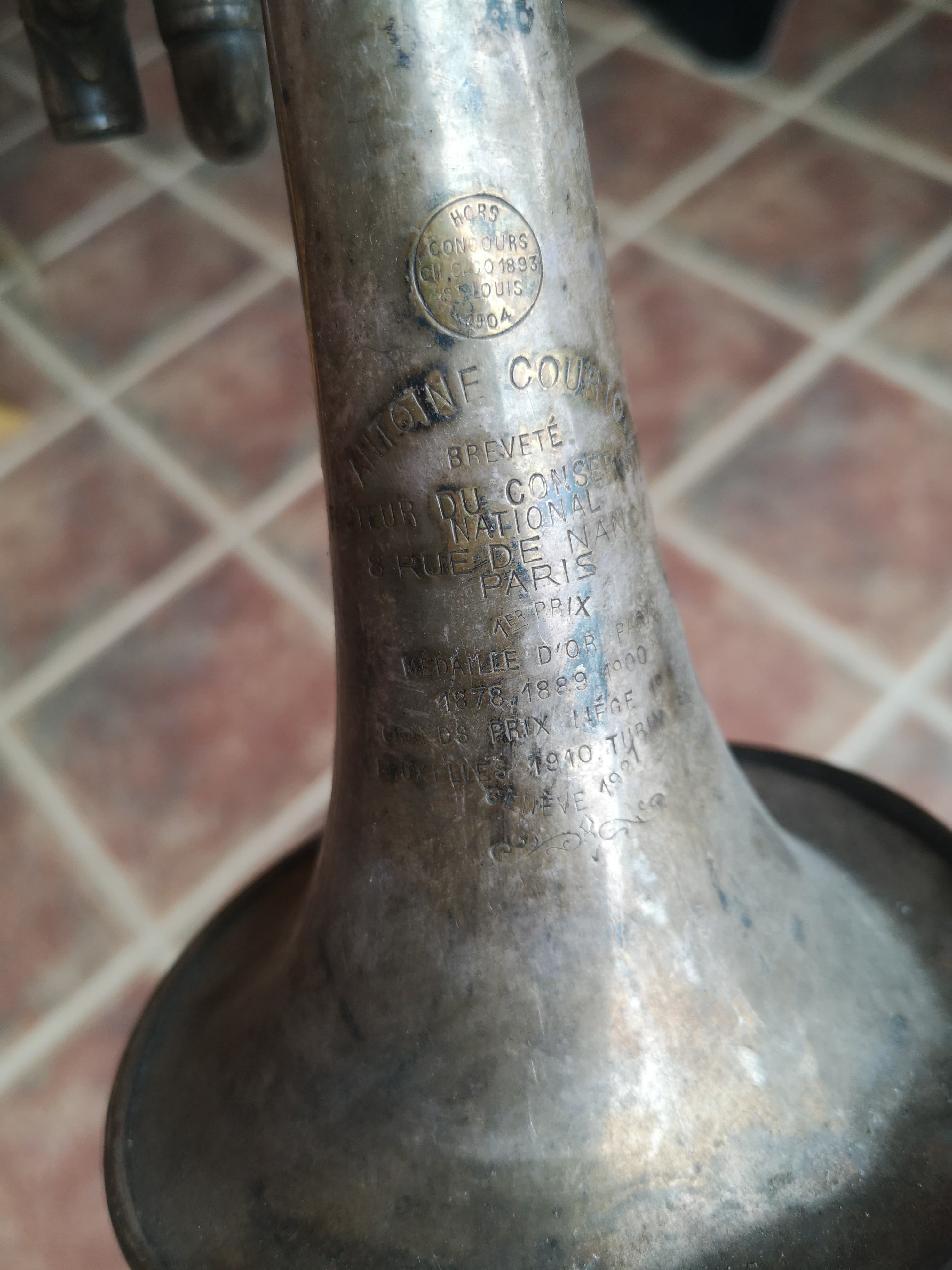 Ancient trumpet Antoine Courtois Paris