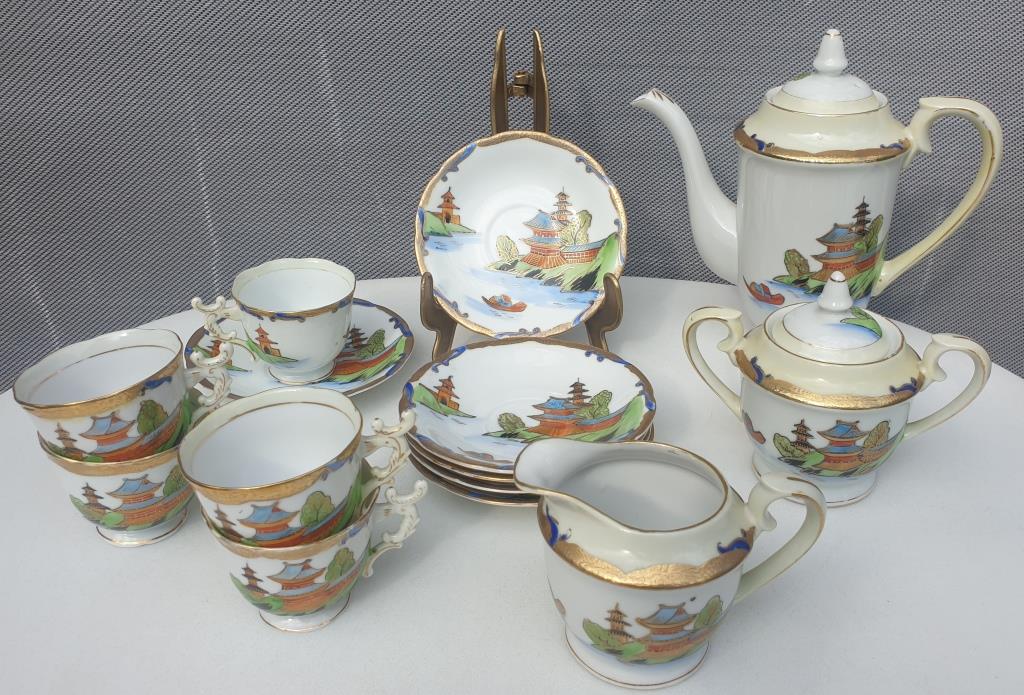 Coffee service Vintage Pagoda 1945 "made in occupied Japan"