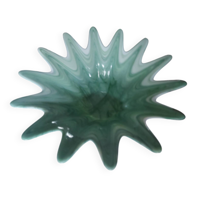Corbeille en verre opalescent type Murano avec un pied en métal argenté