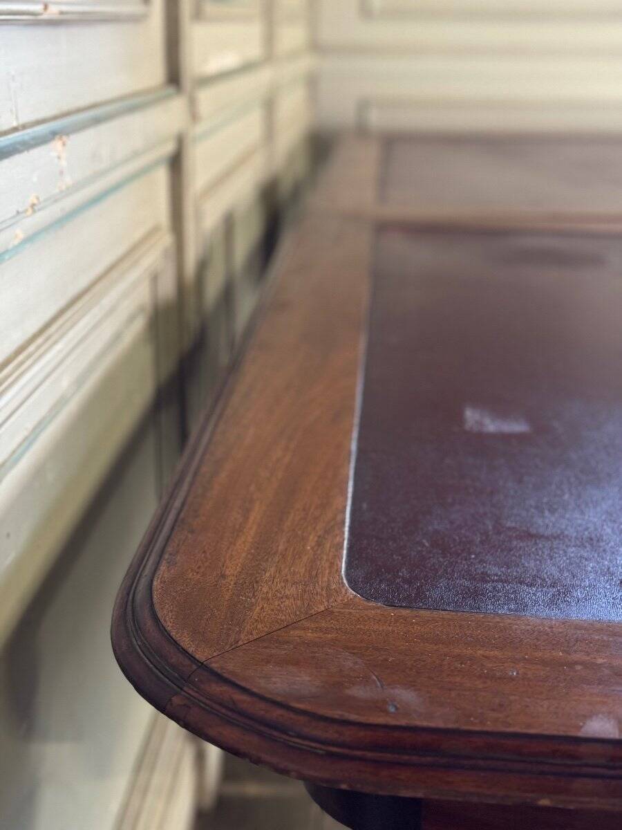 Paire de tables de bibliothèque en acajou, vers 1880