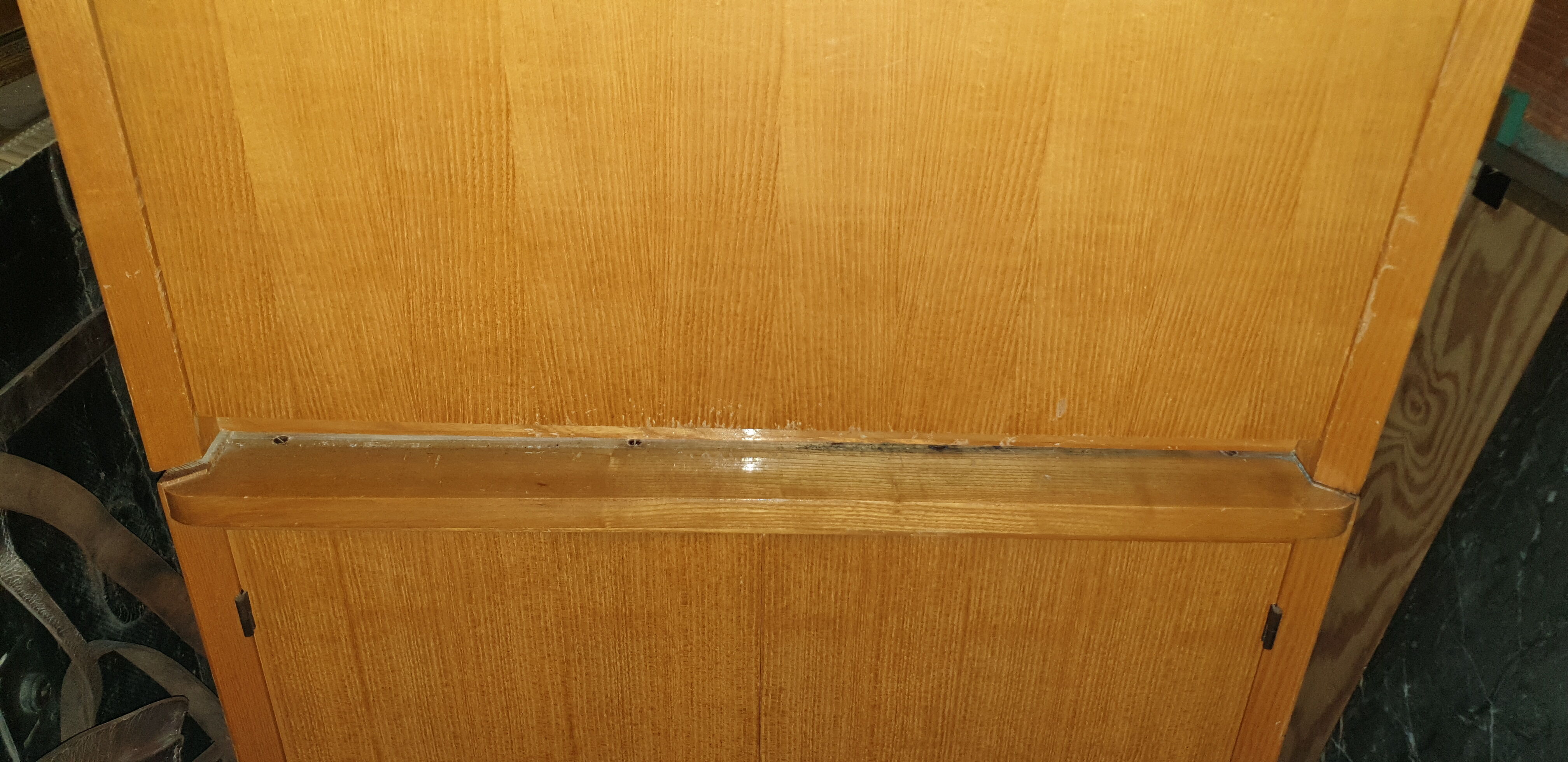 Secretary with vintage flap lamp casserole