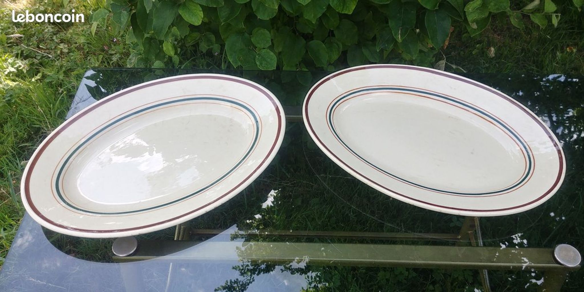 Two serving dishes from the Gien faiencerie France Gaston model 60s