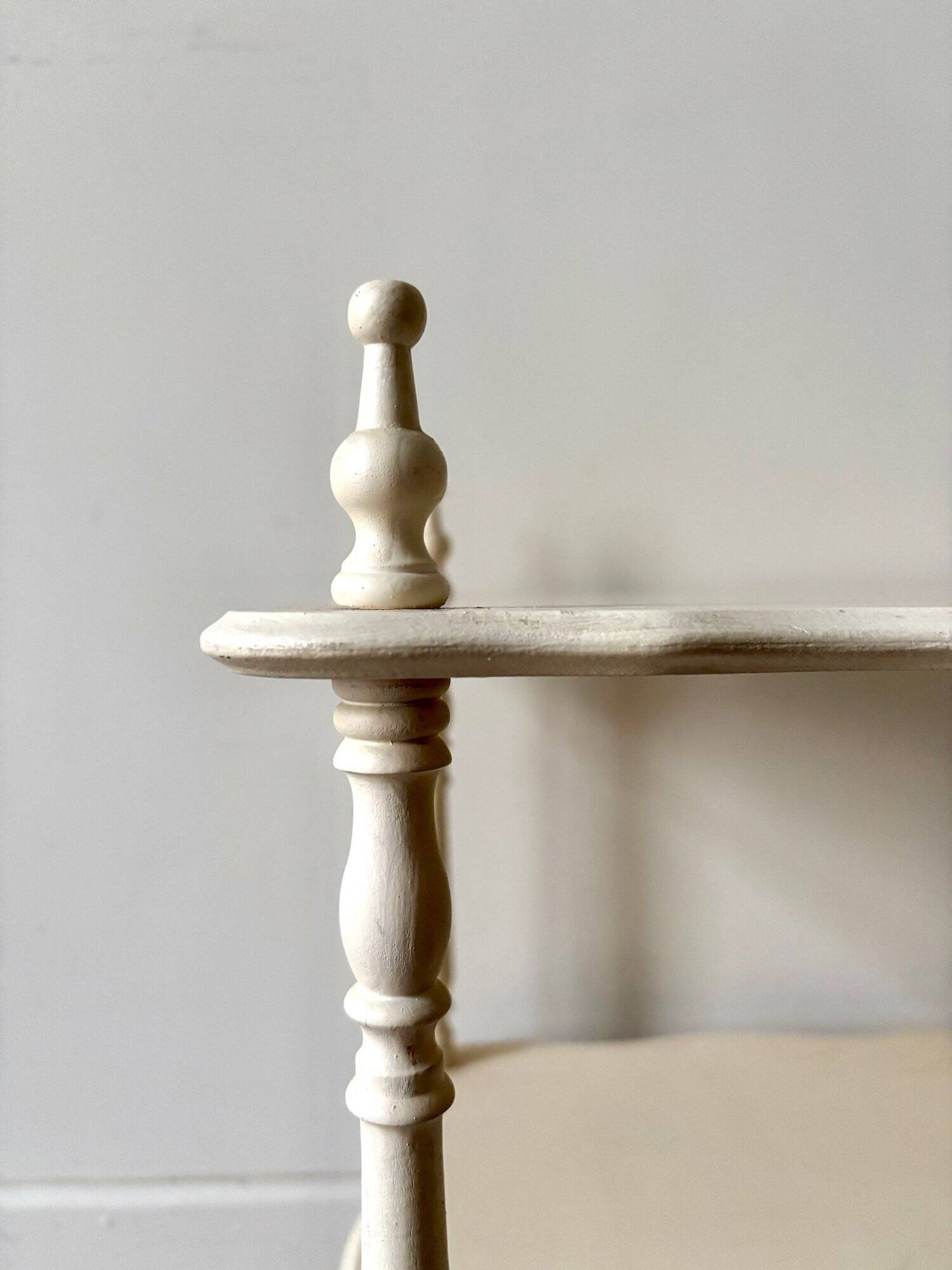 White turned wood side table, end table