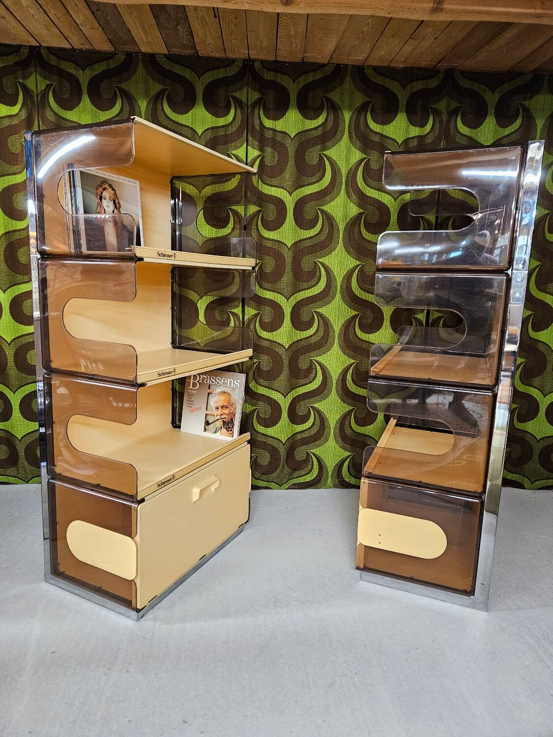 "Space-Age smoked plexiglass library set 1970"