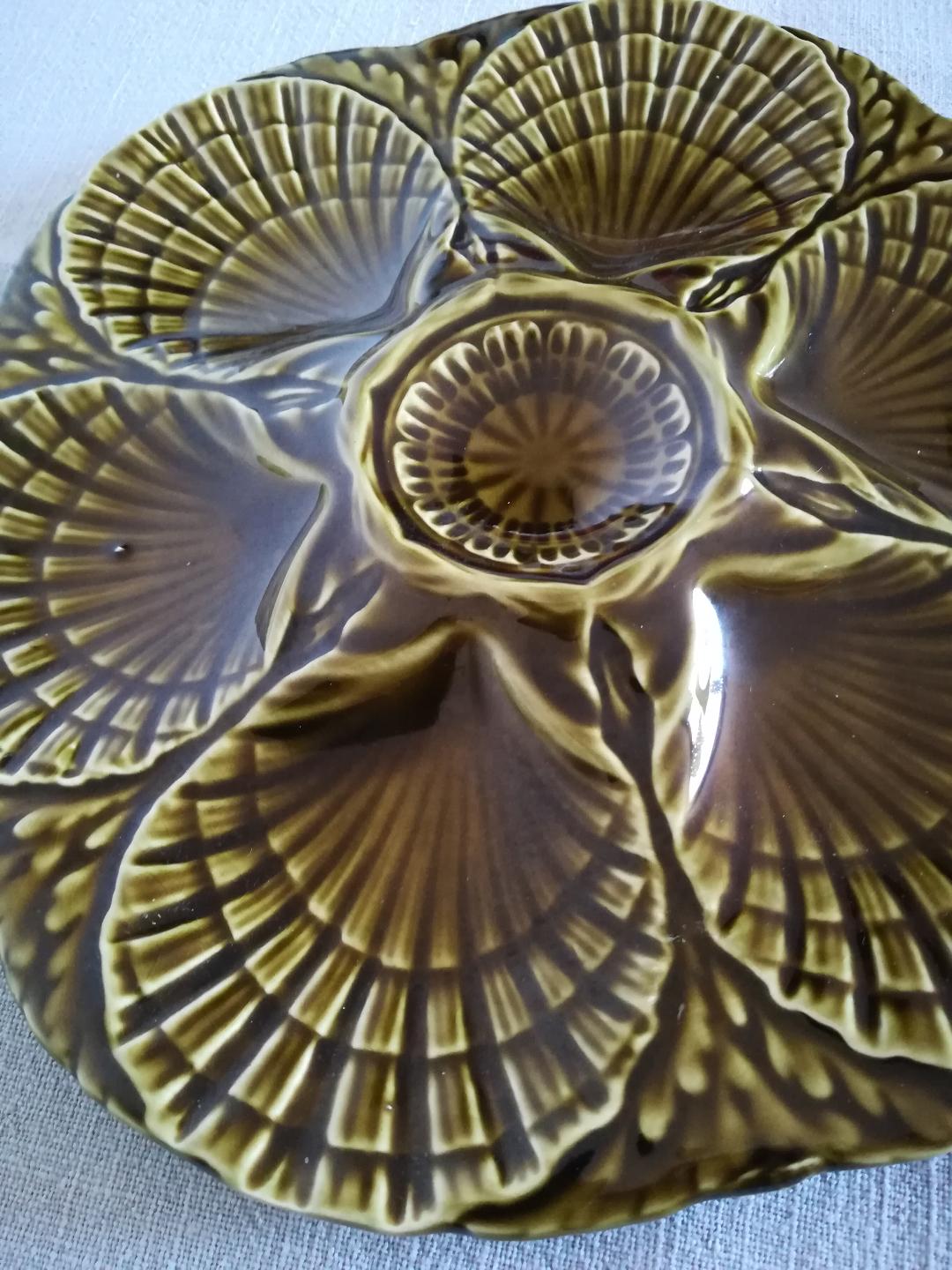 Oyster plate Sarreguemines slurry.