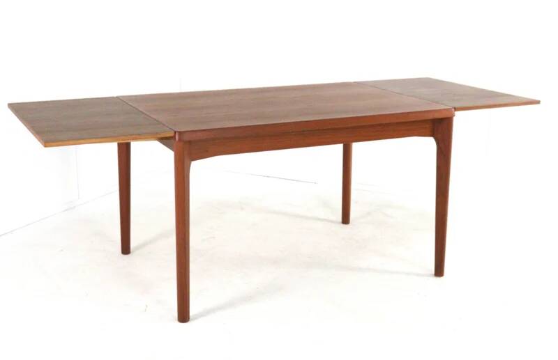 Henning Kjearnulf Vejle rectangular extendable dining table - danish design