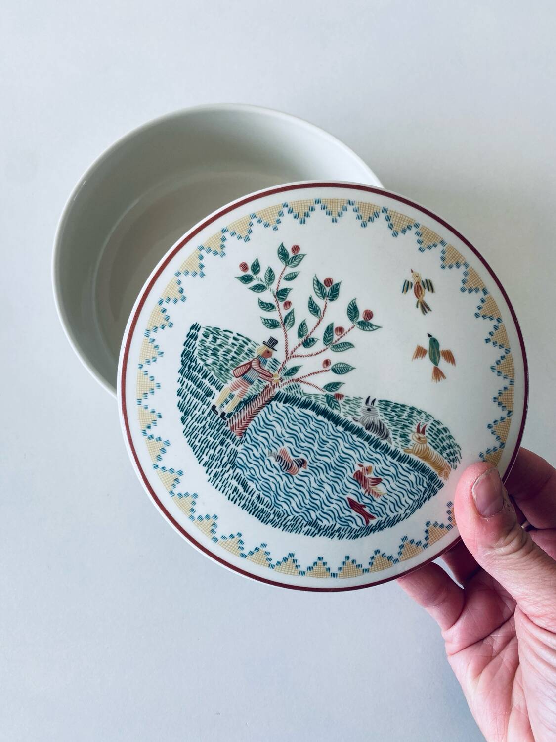 Villeroy and Boch candy box