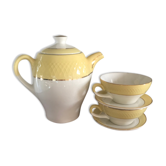 Yellow tea service