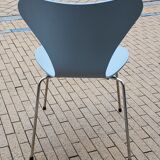Butterfly serie 7 chair with primer grey colour by Arne Jacobsen