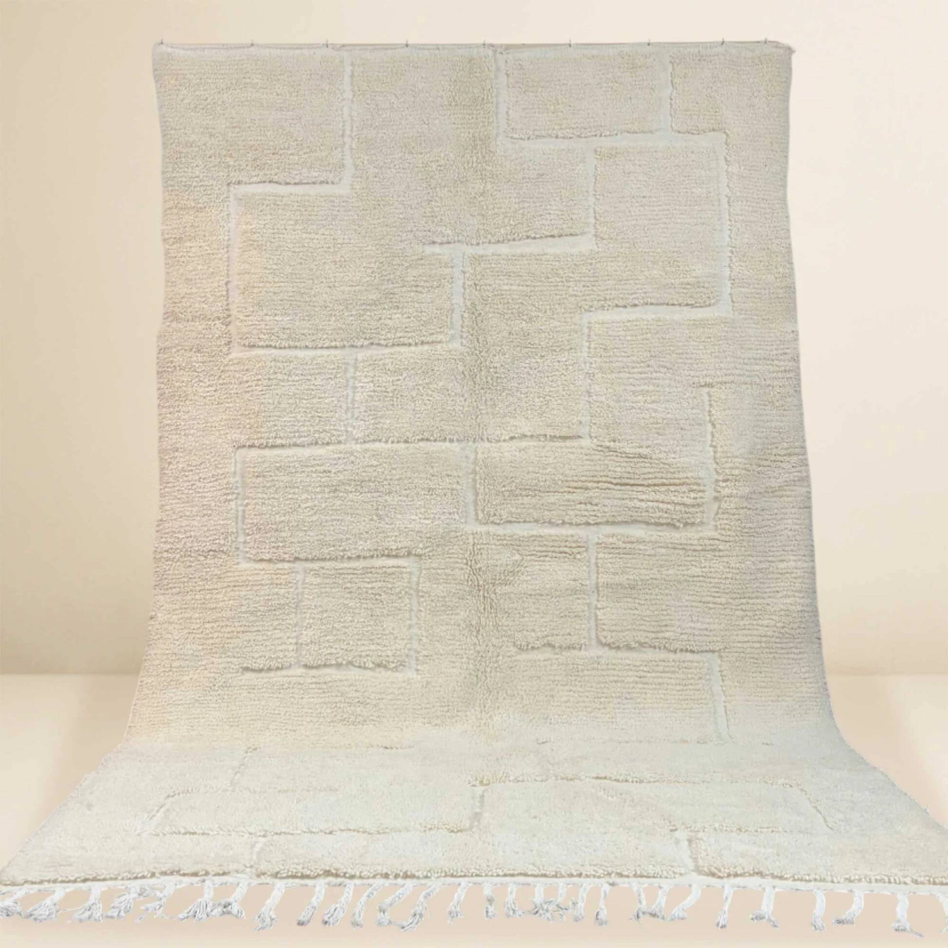 Ecru Beni Ouarain Berber Rug