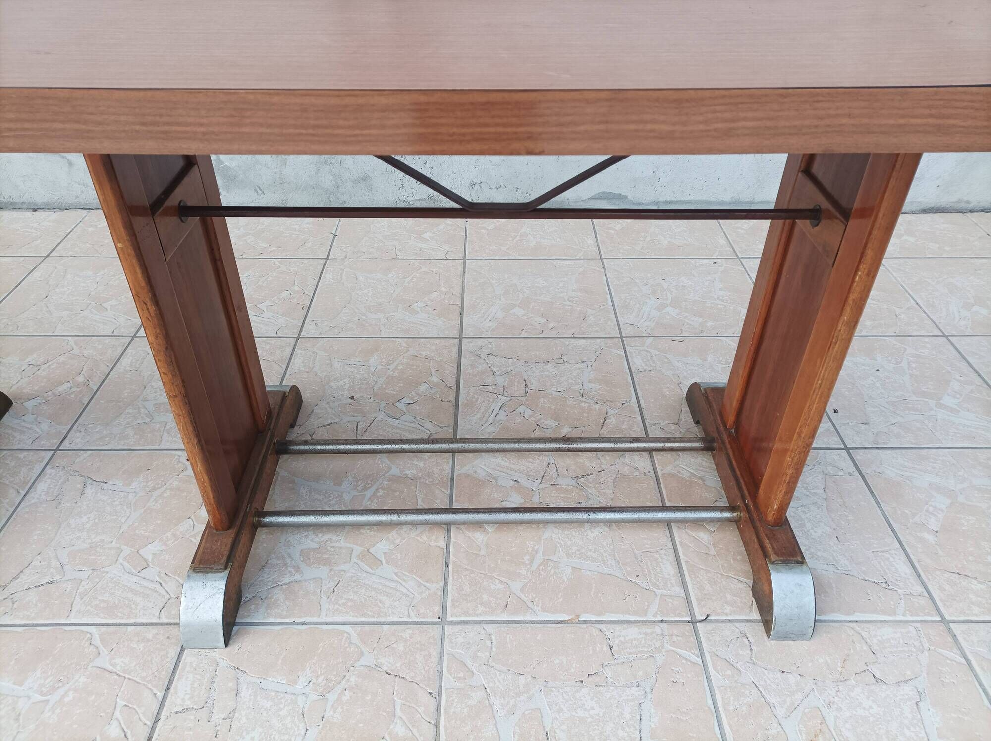 Paire de tables bistrot
