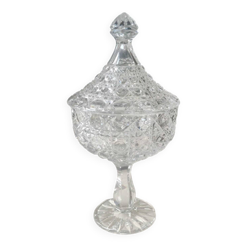 Large lead crystal candy dish/Drageoir. Tritschler Winterhalder. Dome shape, faceted patterns. Dim 30 x 15 cm