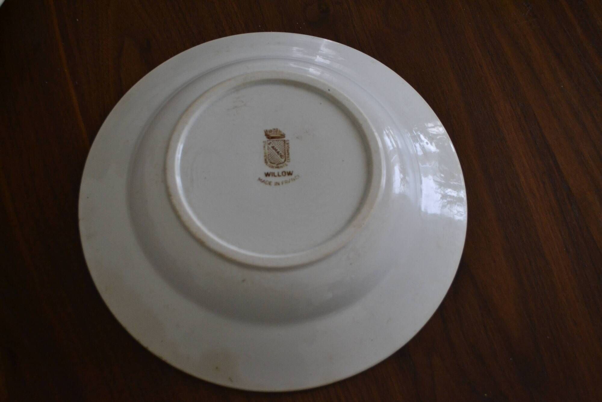 Orientalist hollow dish of Saint Amand, WiIllow model