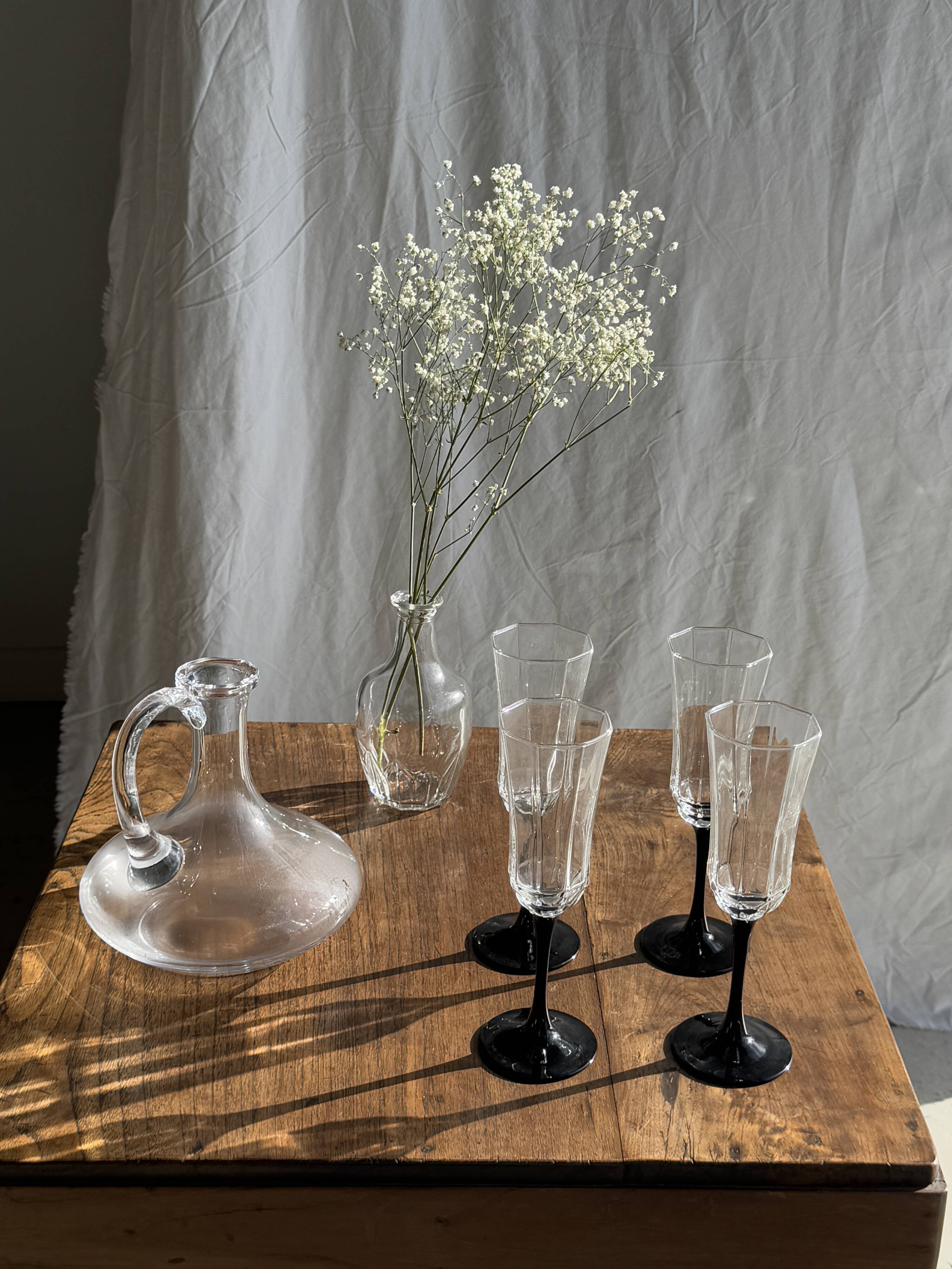 4 large Luminarc Octime vintage octagonal champagne flutes with black foot