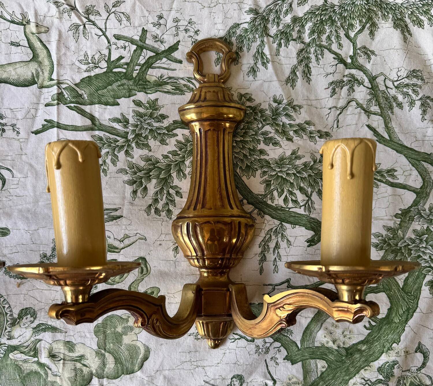 Paire d’appliques vintage bronze doré – Maison Petitot
