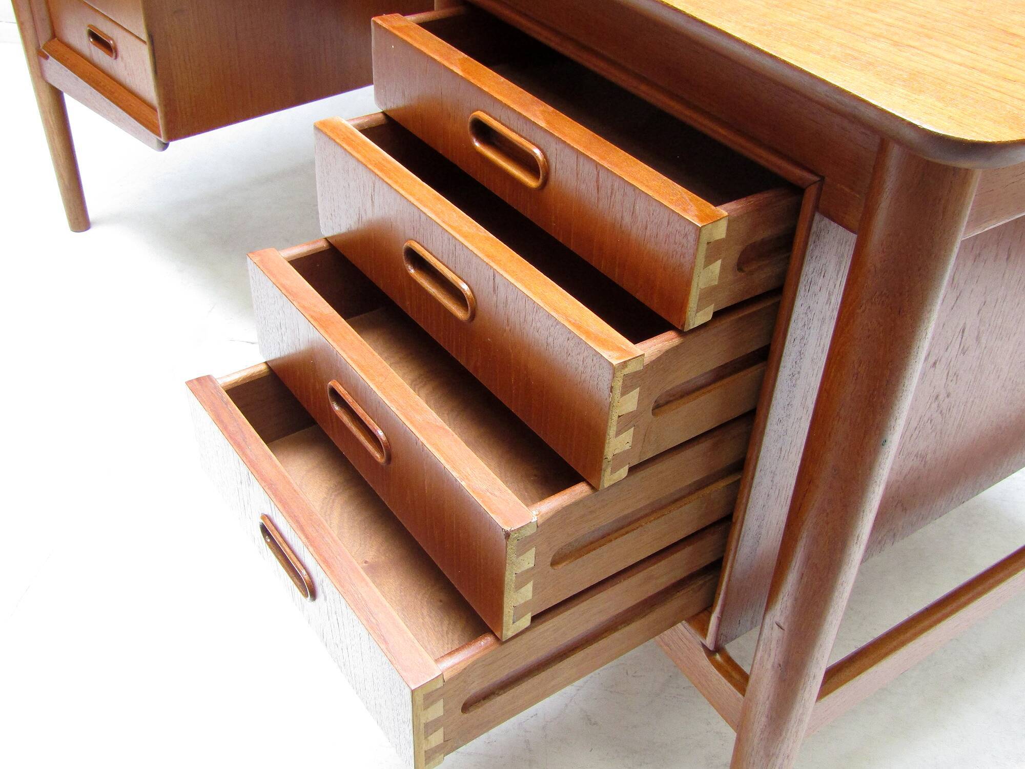 Sculpted 1960s Danish Desk in Teak by Svend Aage Madsen